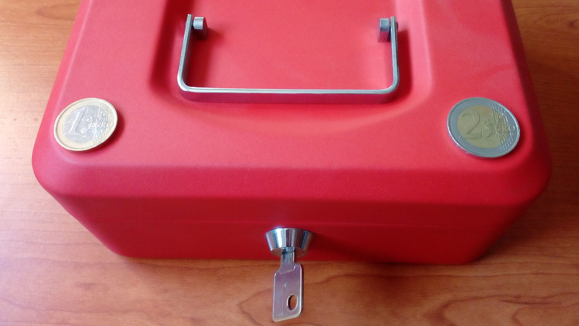 File:Small red safe (cash money box).jpg