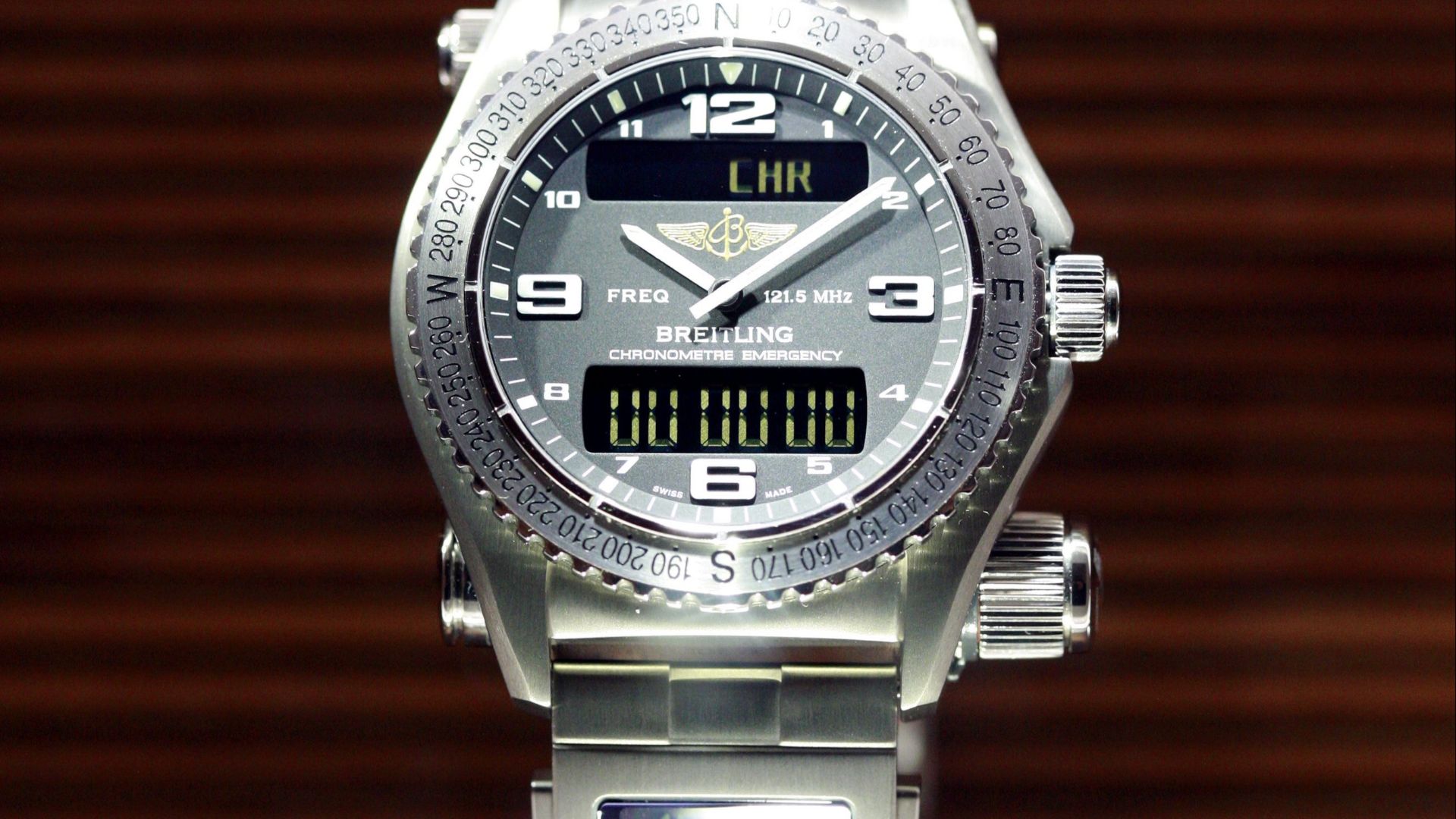 File:Breitling MG 2705.jpg