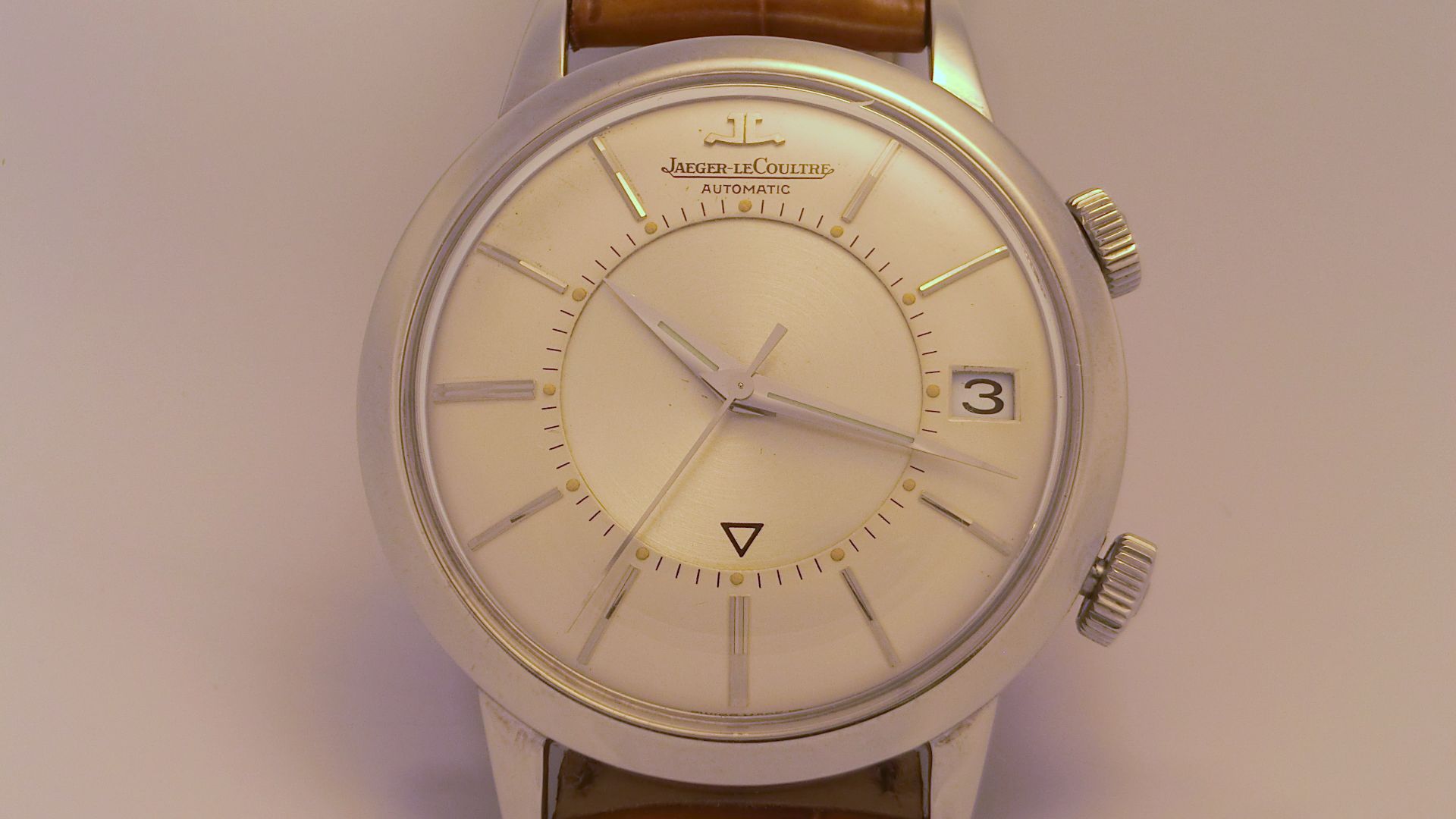 File:Jaeger-LeCoultre Memovox model E855 with calibre K825 (2).JPG