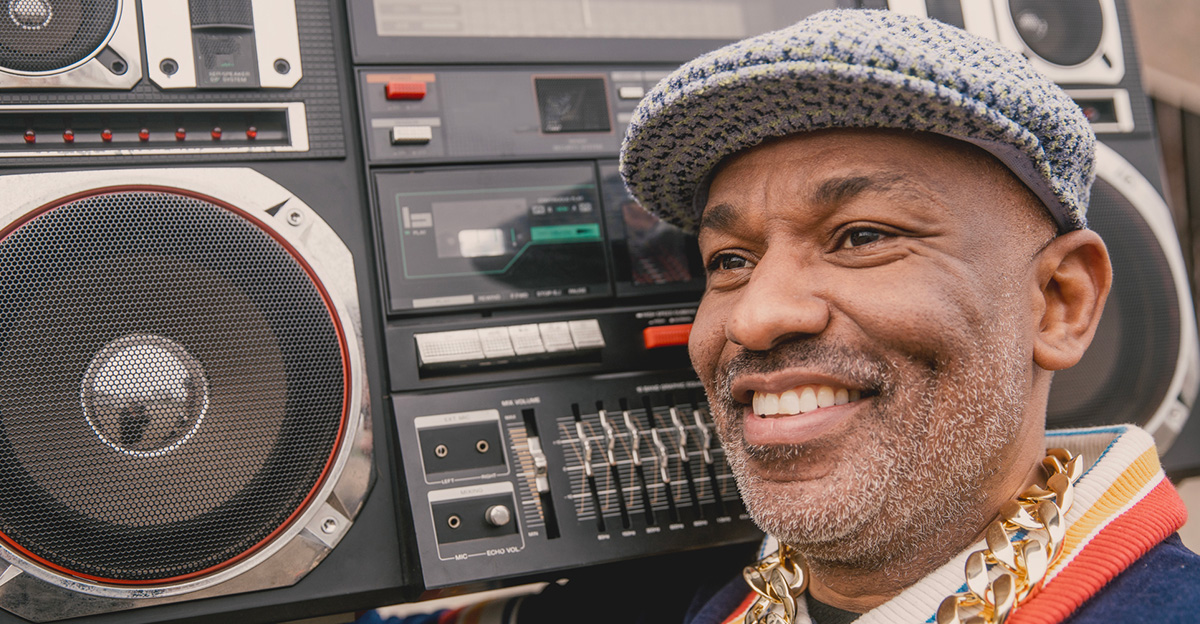 Rss Thumb - Old Radios