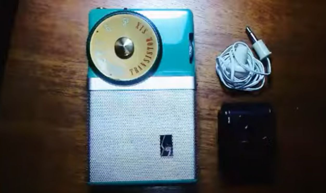 Sony TR-63 Pocket Transistor Radio