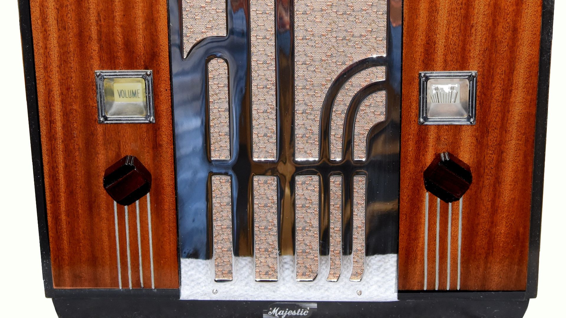 File:Majestic Radio model 161.jpg