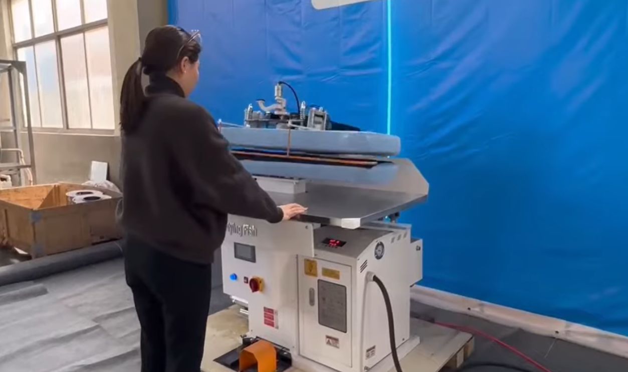 Commercial Clothes Steam Press