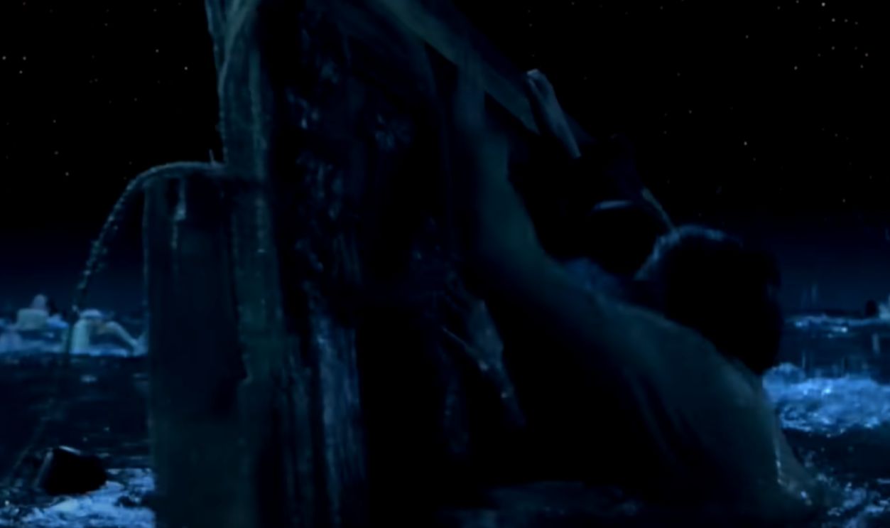 Screenshot from Titanic (1997)