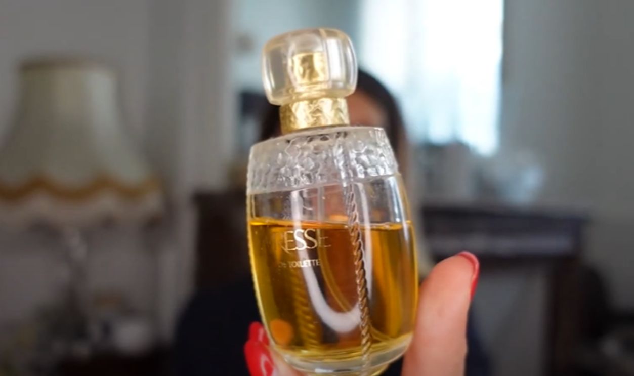 Yves Saint Laurent Champagne