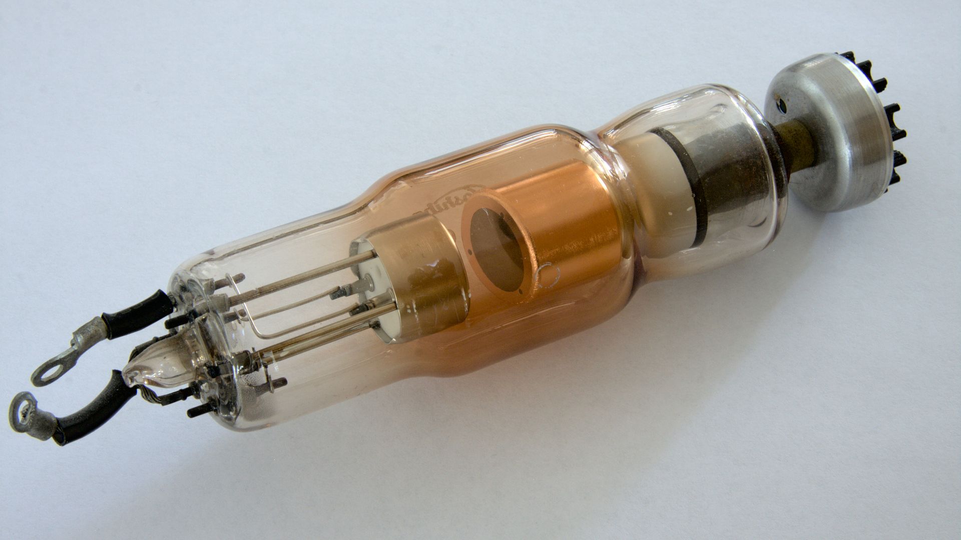 File:Dental x-ray tube.jpg