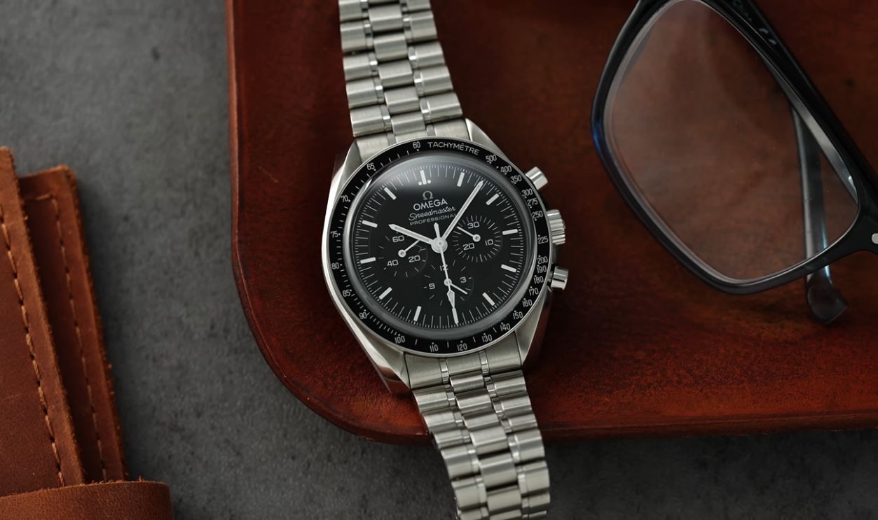 Omega Speedmaster Moonwatch