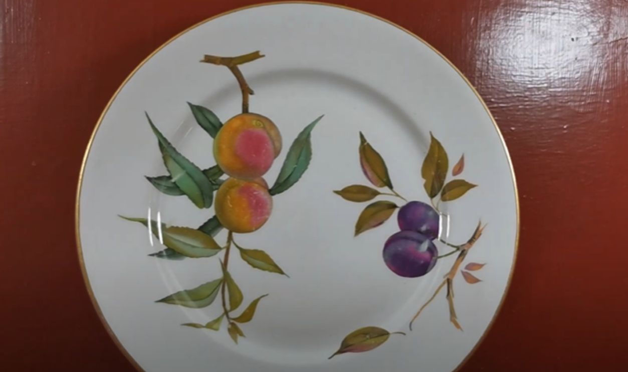 Royal Worcester Evesham Gold