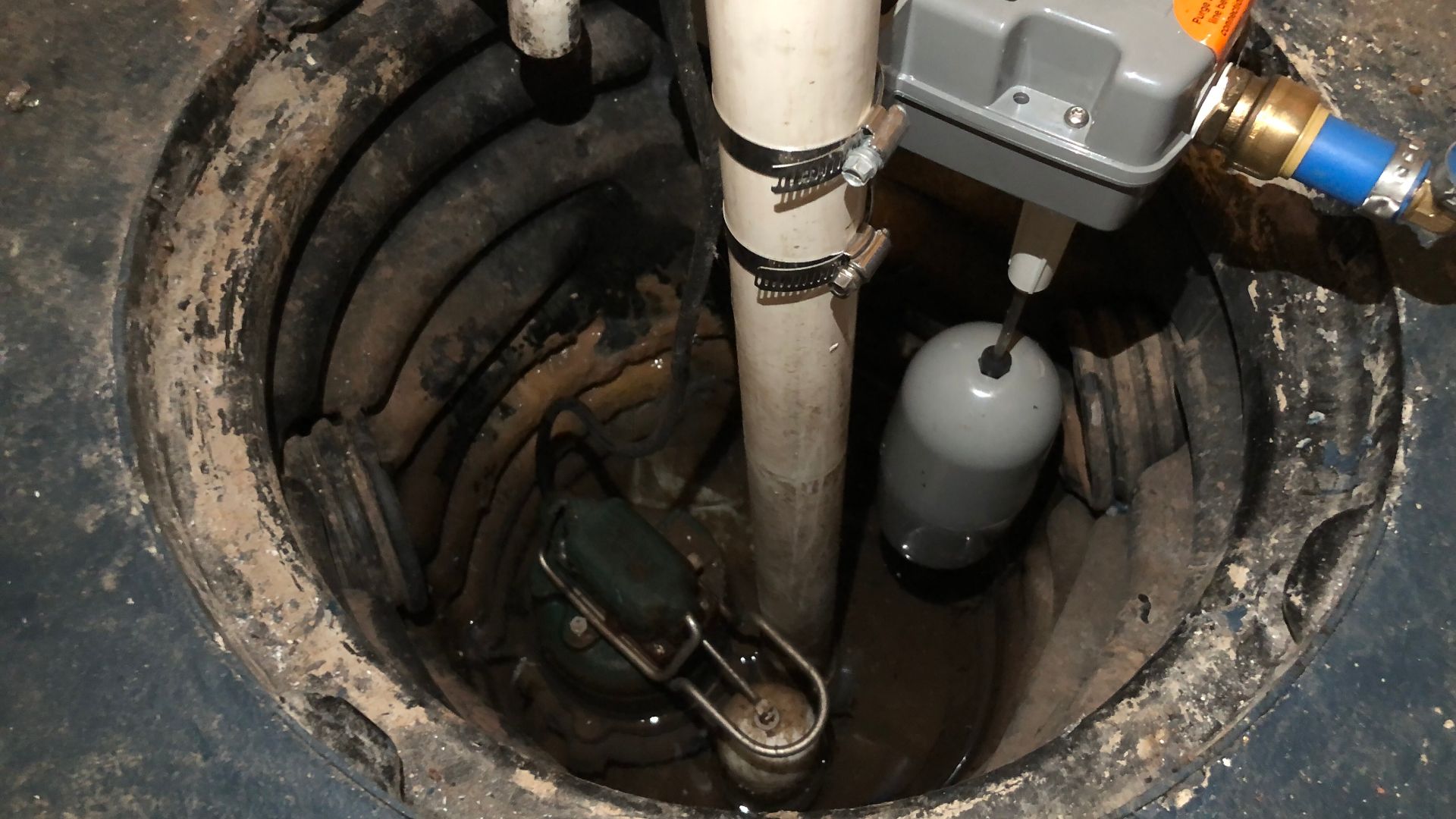 File:2023-07-30 20 08 18 A newly-installed sump pump in the basement of a house along Aquetong Lane in the Mountainview section of Ewing Township, Mercer County, New Jersey.jpg