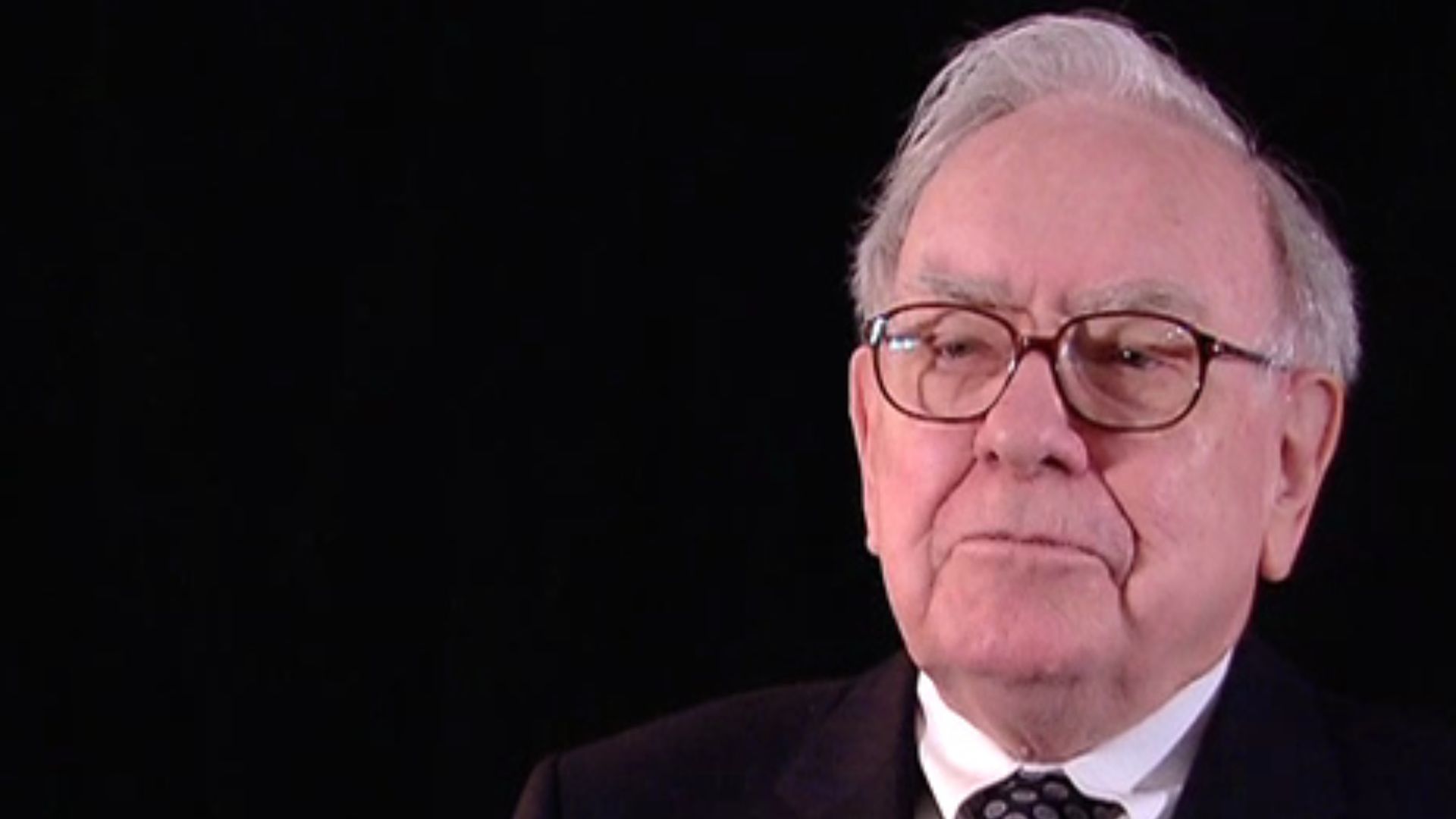 File:Warren Buffett in 2010.jpg