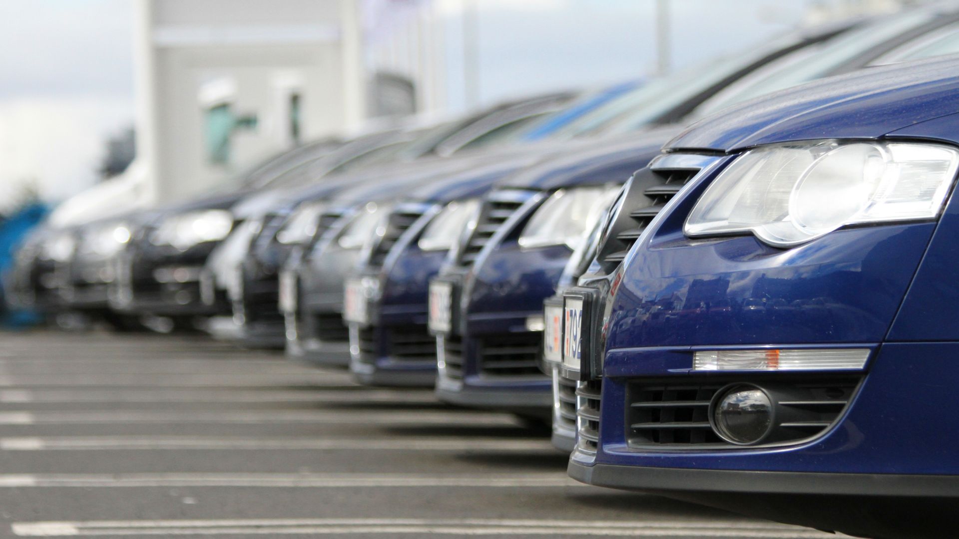 File:Cars for sale (6046441241).jpg