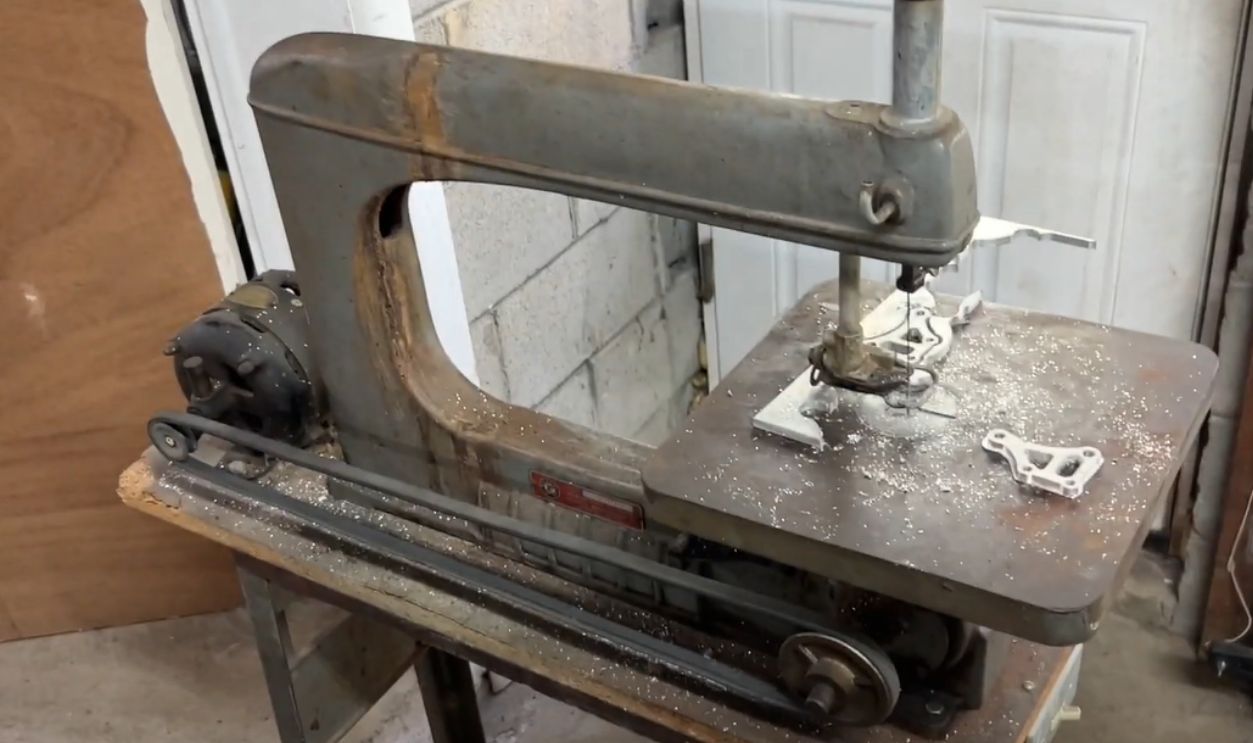 Delta Milwaukee Scroll Saw