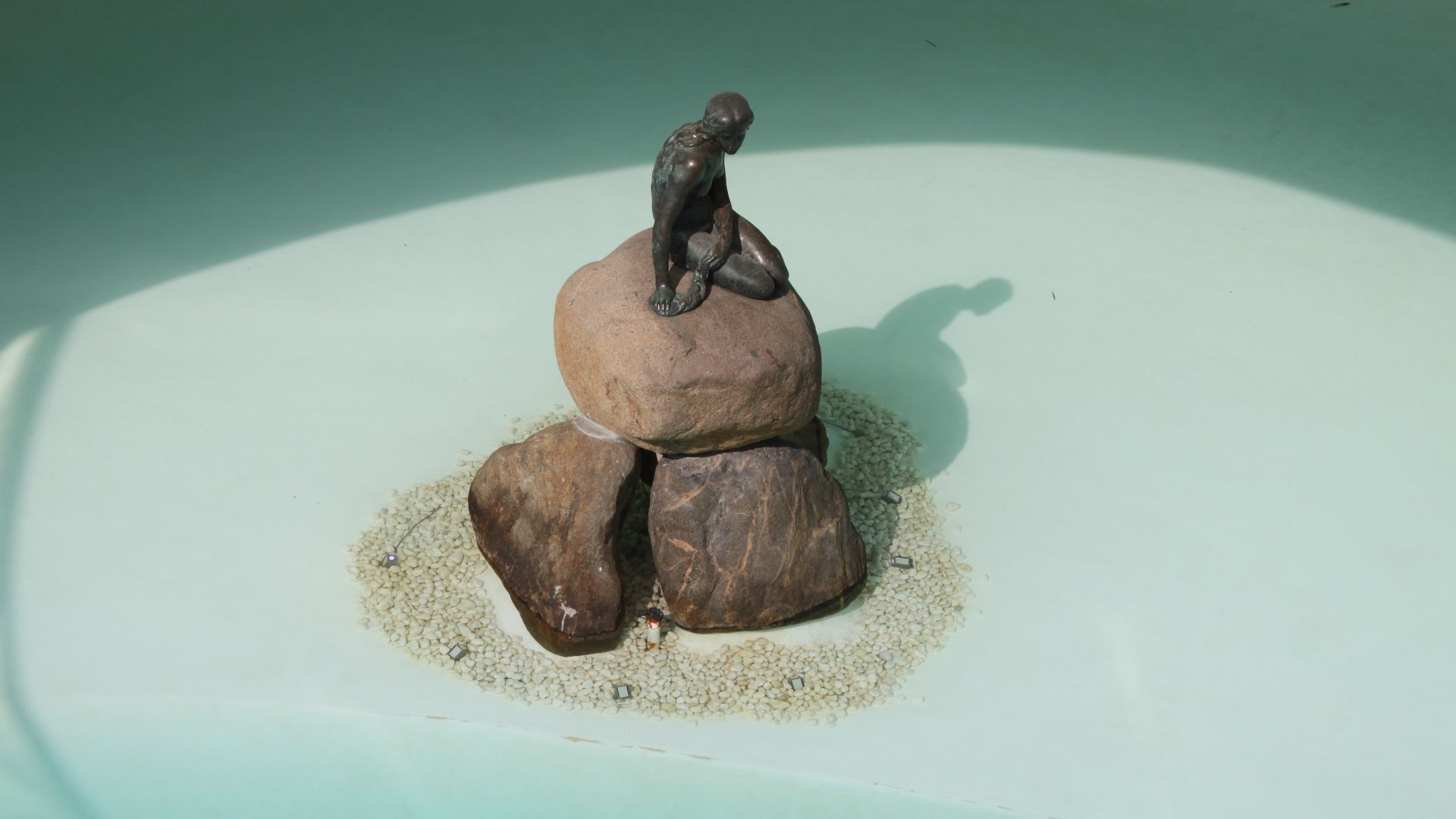 File:Expo 2010 Denmark Pavilion- Little Mermaid Statue from Copenhagen Harbor 05.jpg