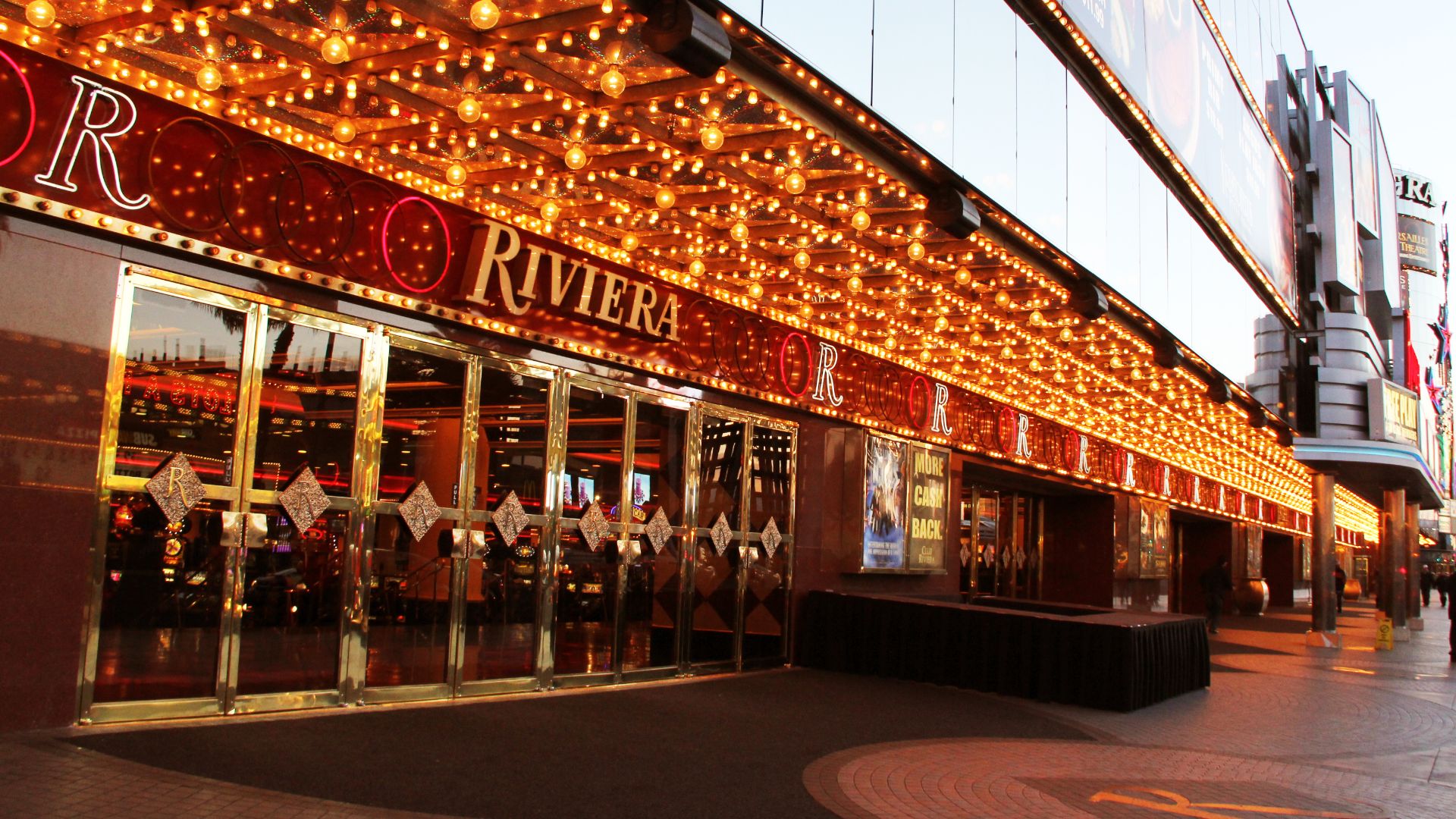 File:Riviera Casino, Las Vegas, NV - panoramio.jpg