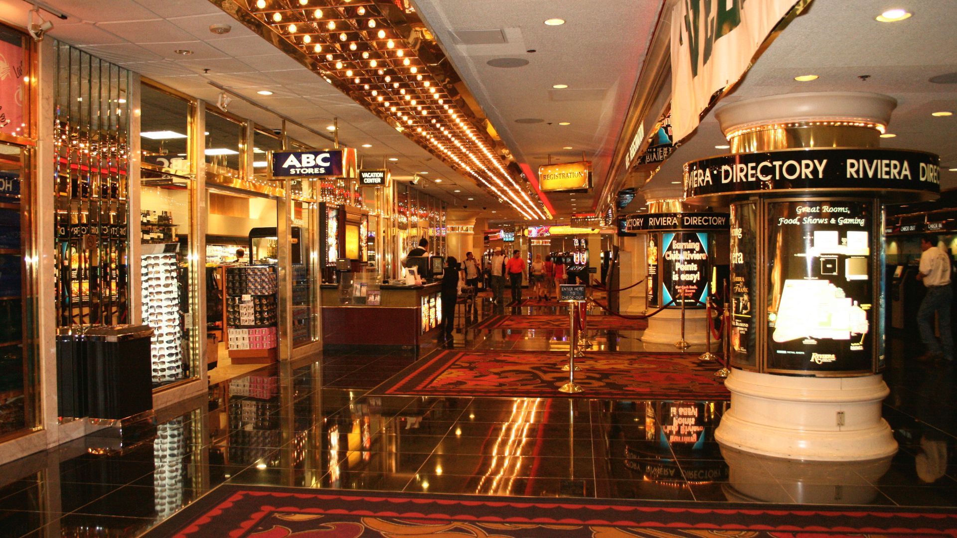 File:Riviera casino lobby (2009).jpg