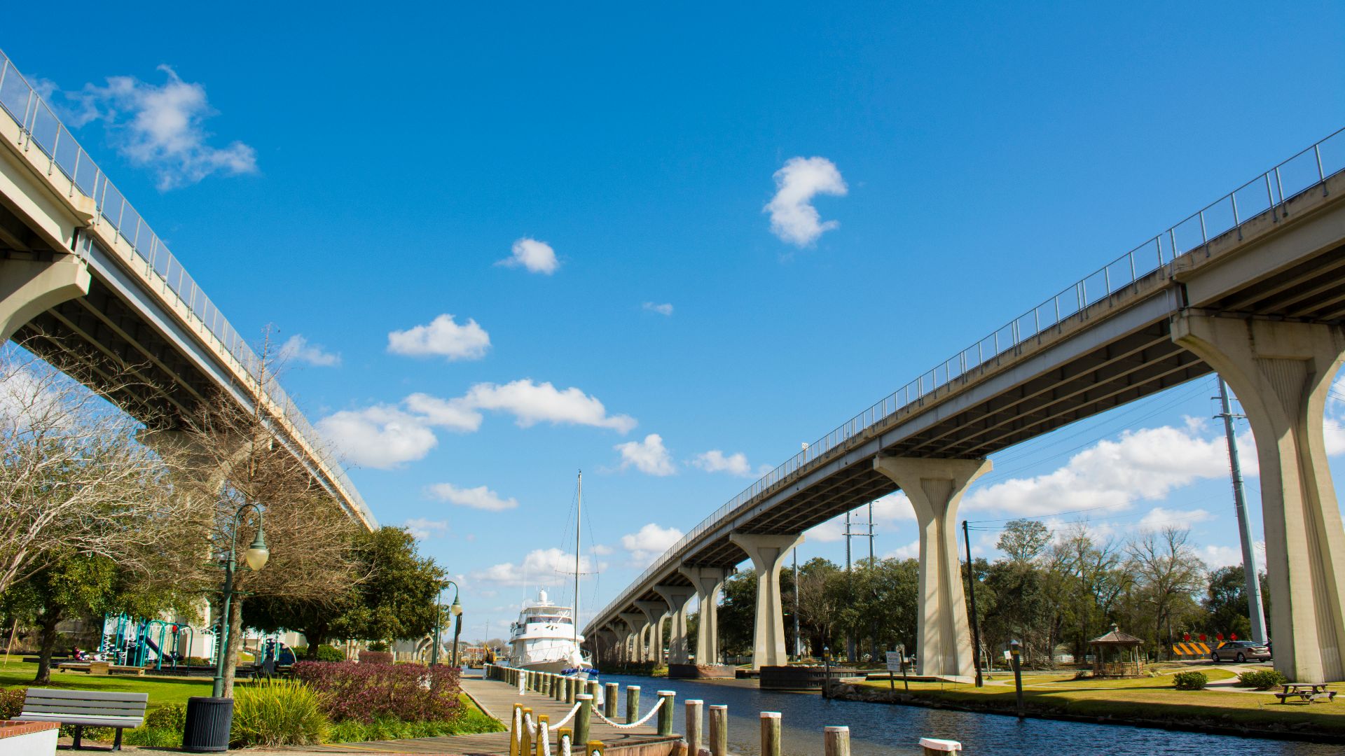 File:The Twin Spans Bridge.jpg
