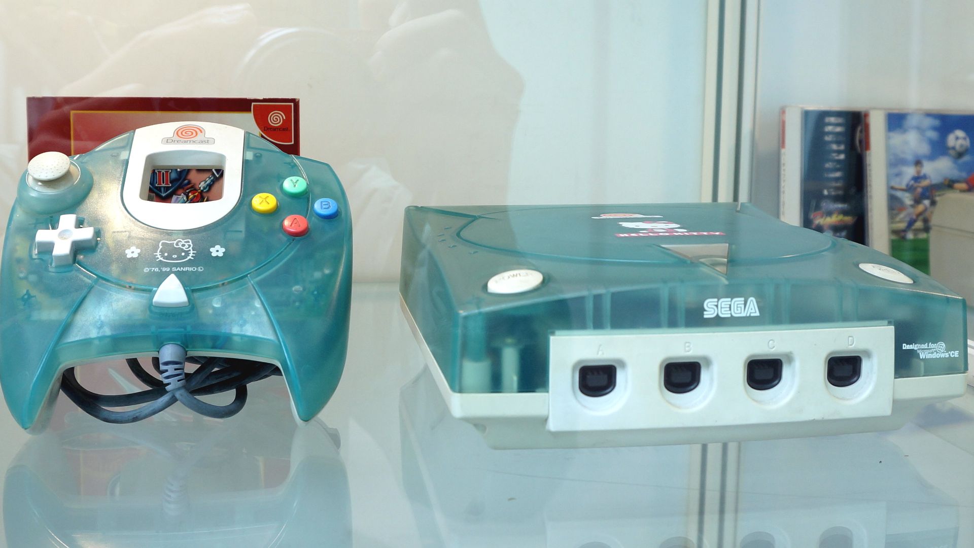 File:Dreamcast Hello Kitty 20210313.jpg