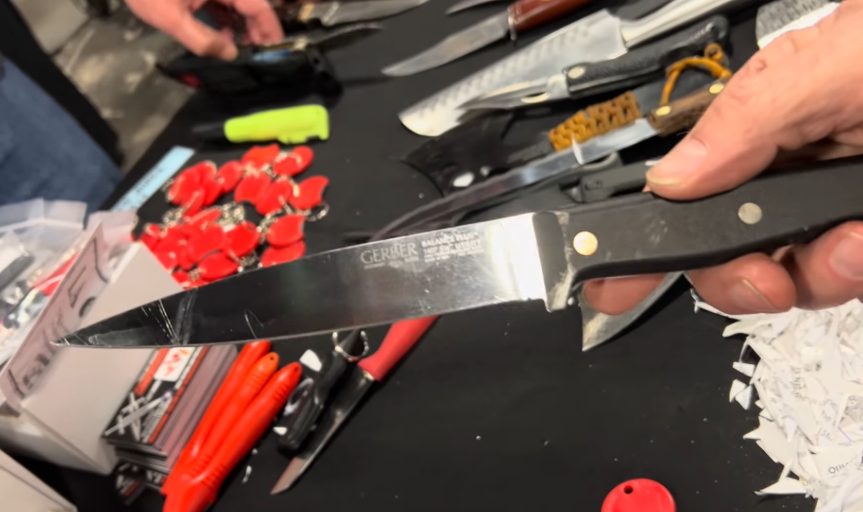 Gerber Magnum Hunter (1960s)