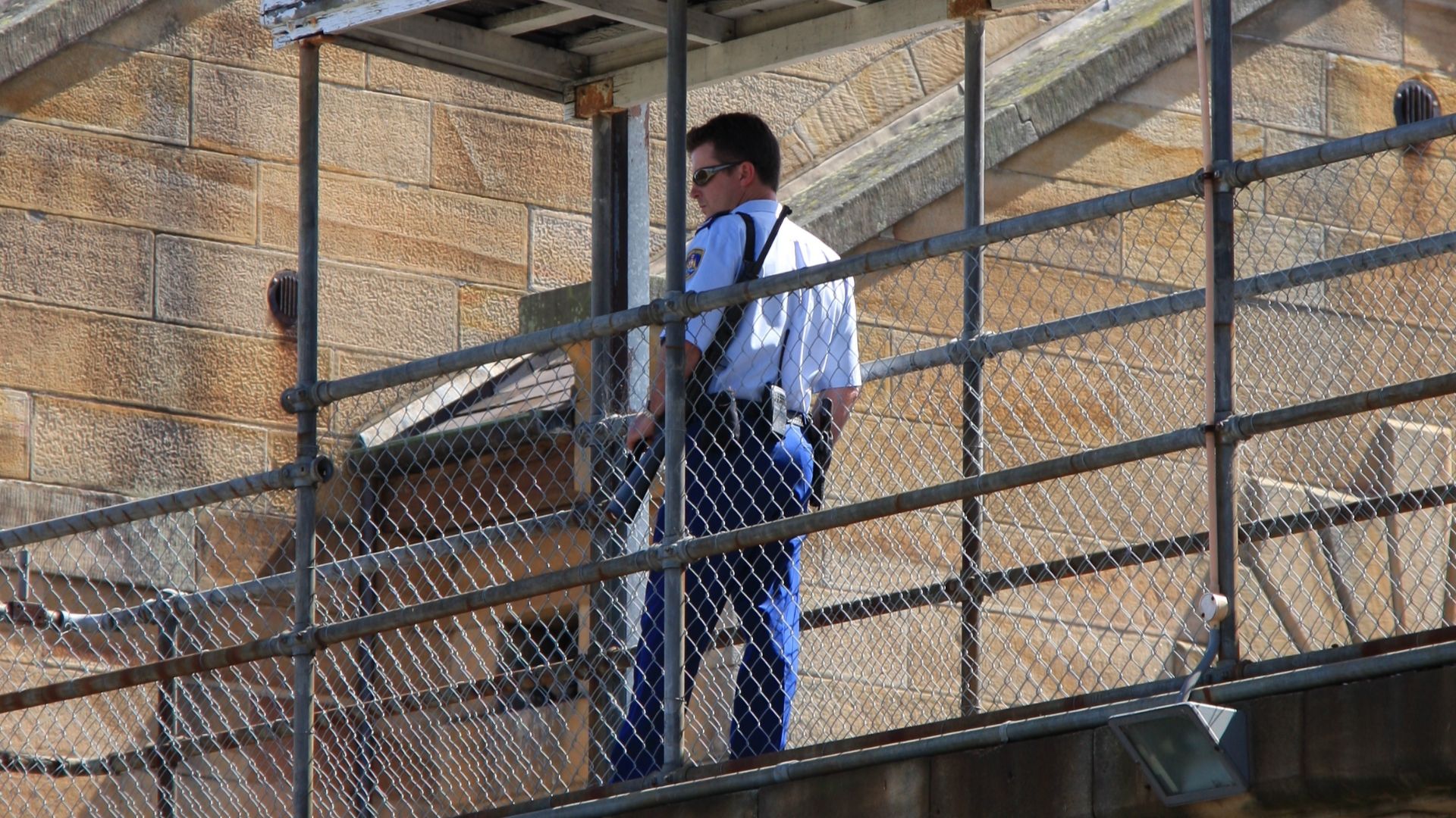 File:Prison guard parra jail.JPG
