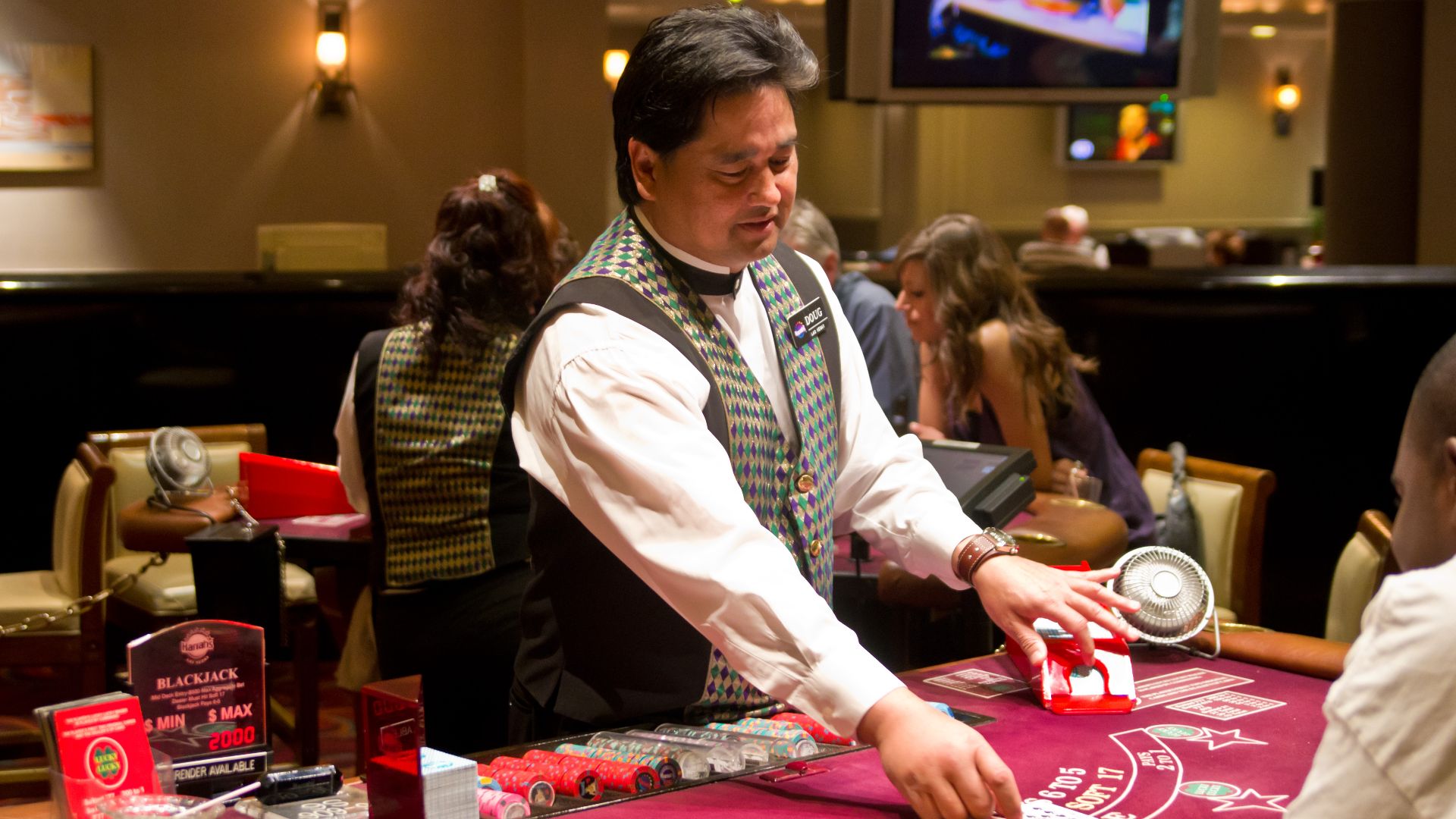 File:Gambling games 4.jpg