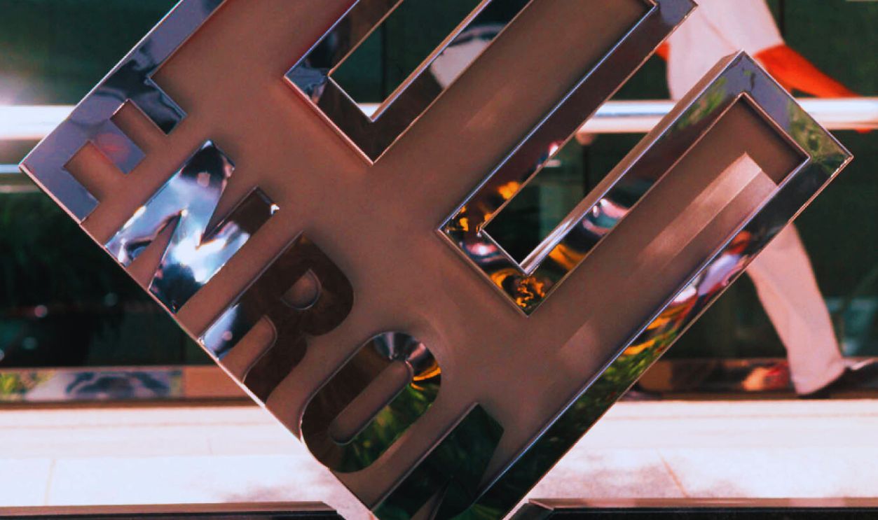 Gettyimages - 51066819, Houston Texas Enron Headquarters In Downtown Houston Photo: Paul S Howell / N 355904 002 13Aug99 Houston, Texas Enron Headquarters In Downtown Houston.