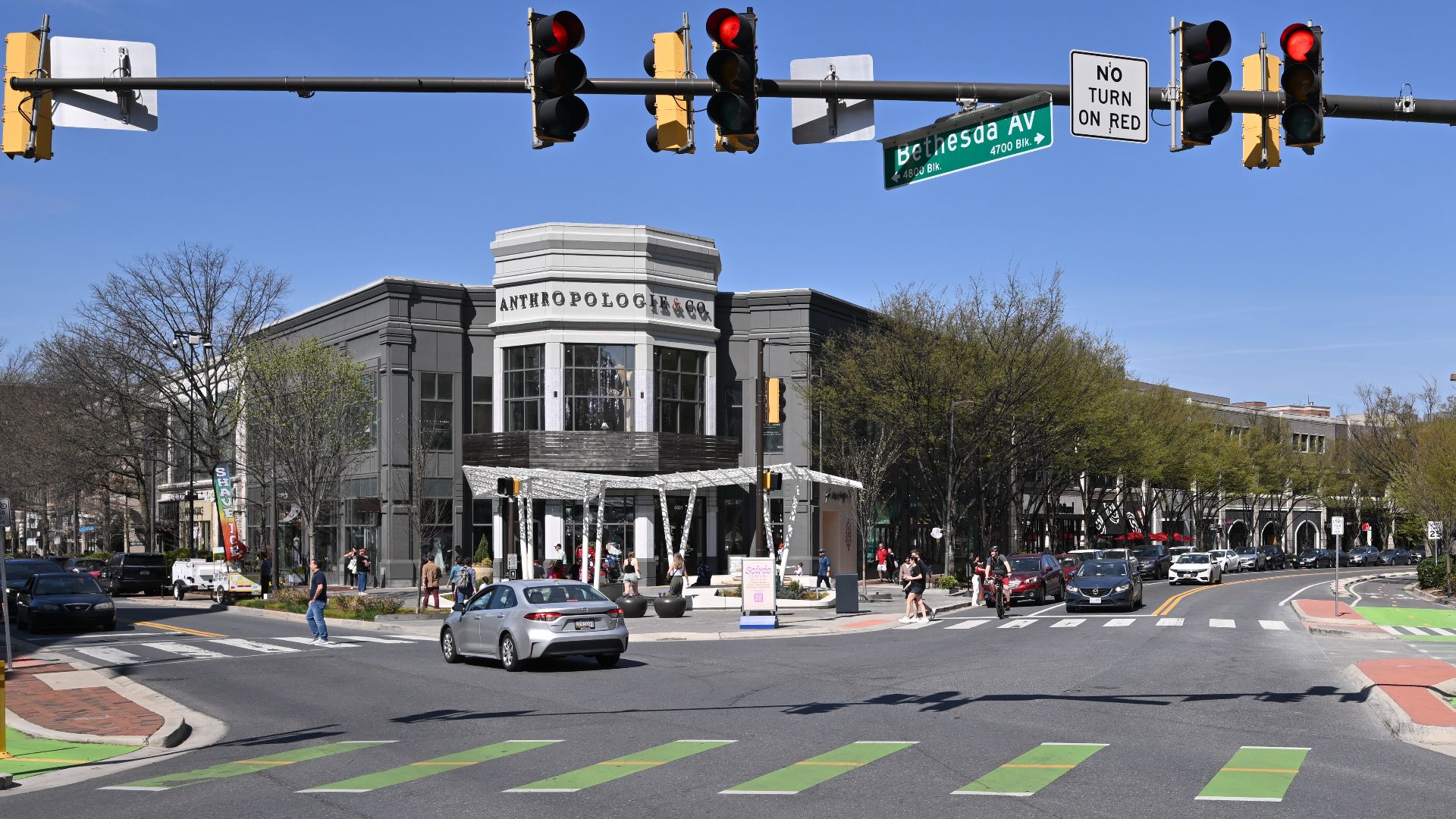 File:Bethesda downtown intersection 2025-03-30 11-38-17.jpg