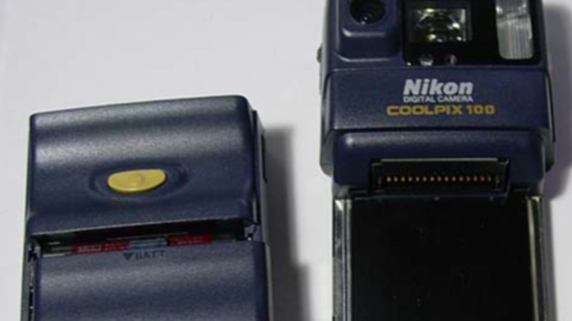 File:Nikon Coolpix 100.jpg