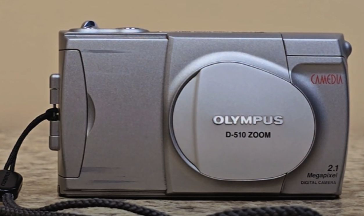 Olympus D-510 Zoom (2001)