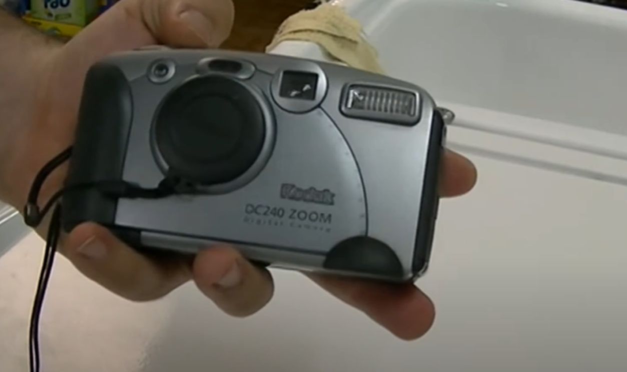 Kodak DC240 Zoom (1999)