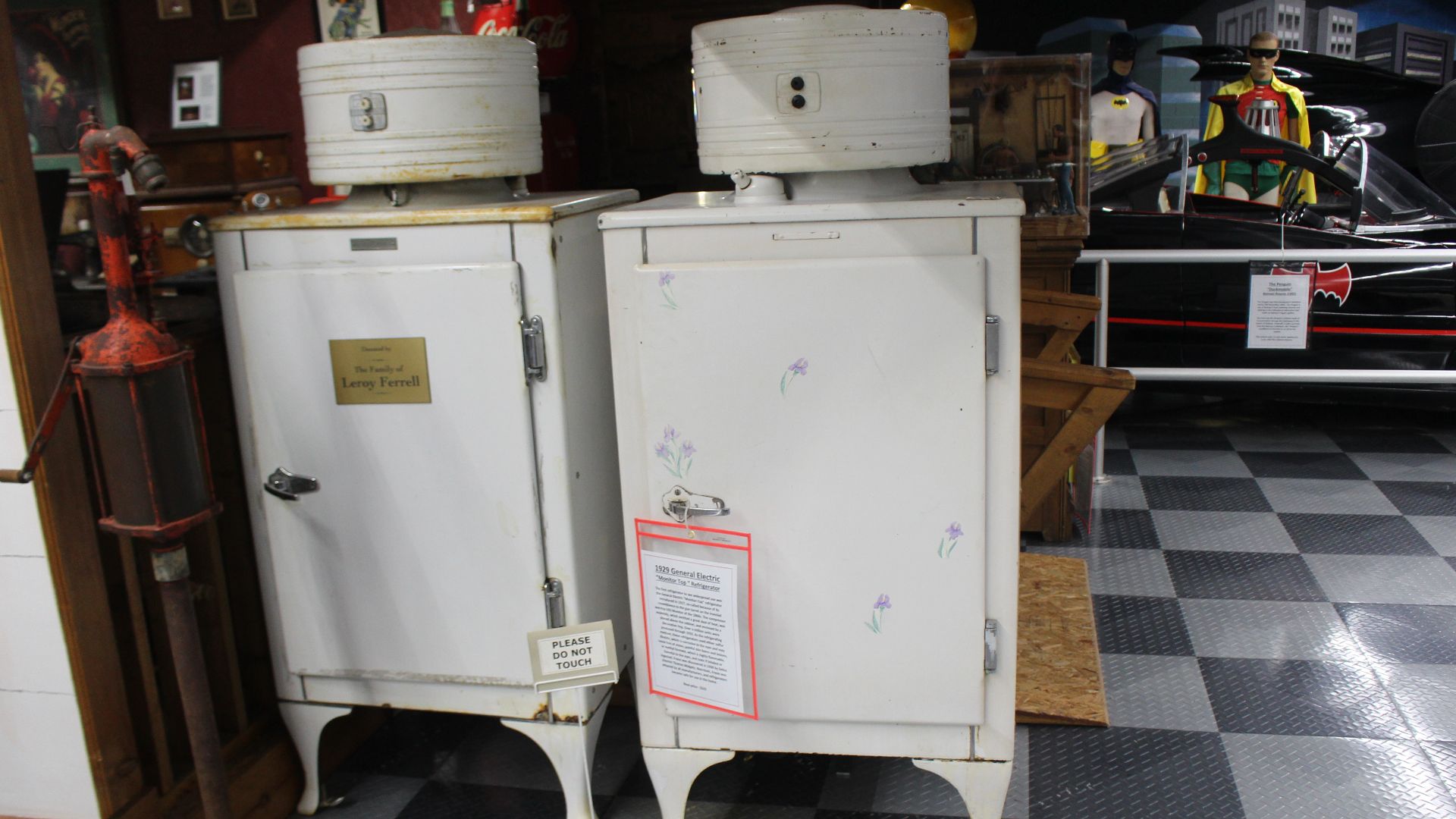 File:1929 General Electric 'Monitor Top' Refrigerator, Tallahassee Automobile Museum.jpg