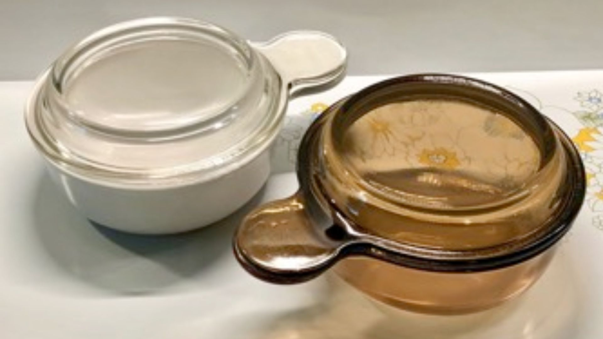 File:Corning Ware and Visions Grab-It Cookware.jpg