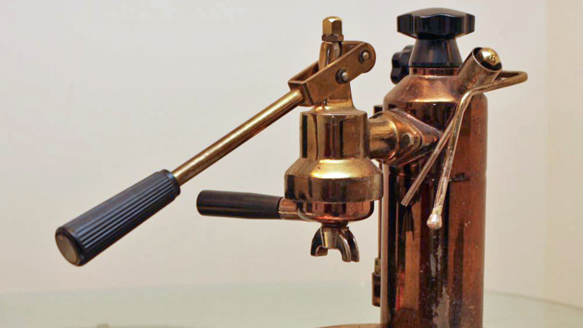File:La Pavoni Europiccola.jpg