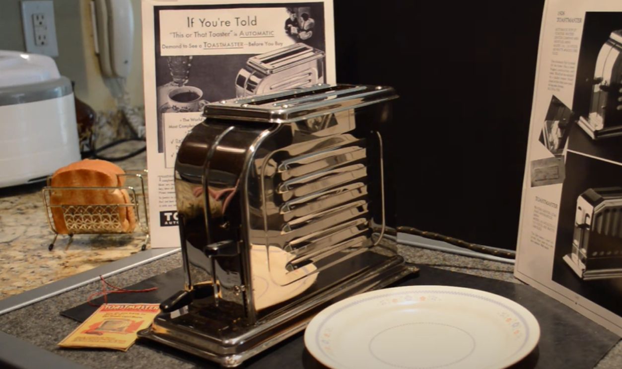 Toastmaster 1A1 “First Pop-Up” Toaster (late 1920s)