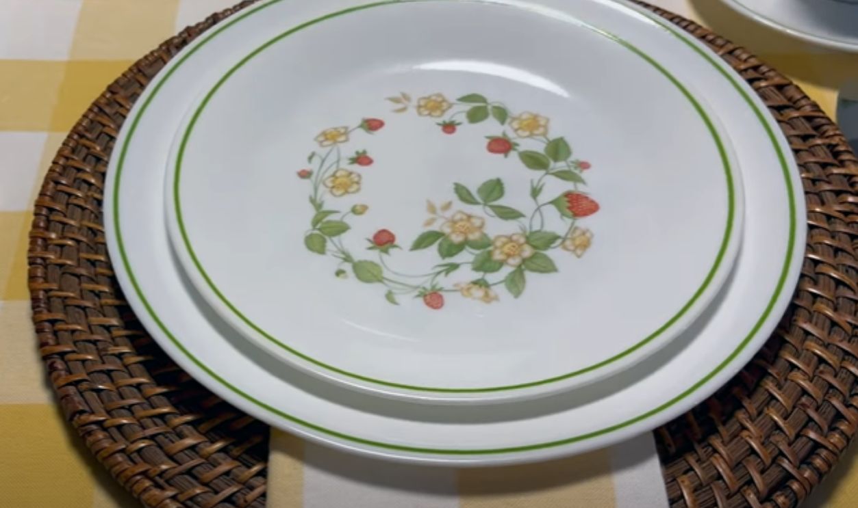 Renaissance And Sculptured Patterns