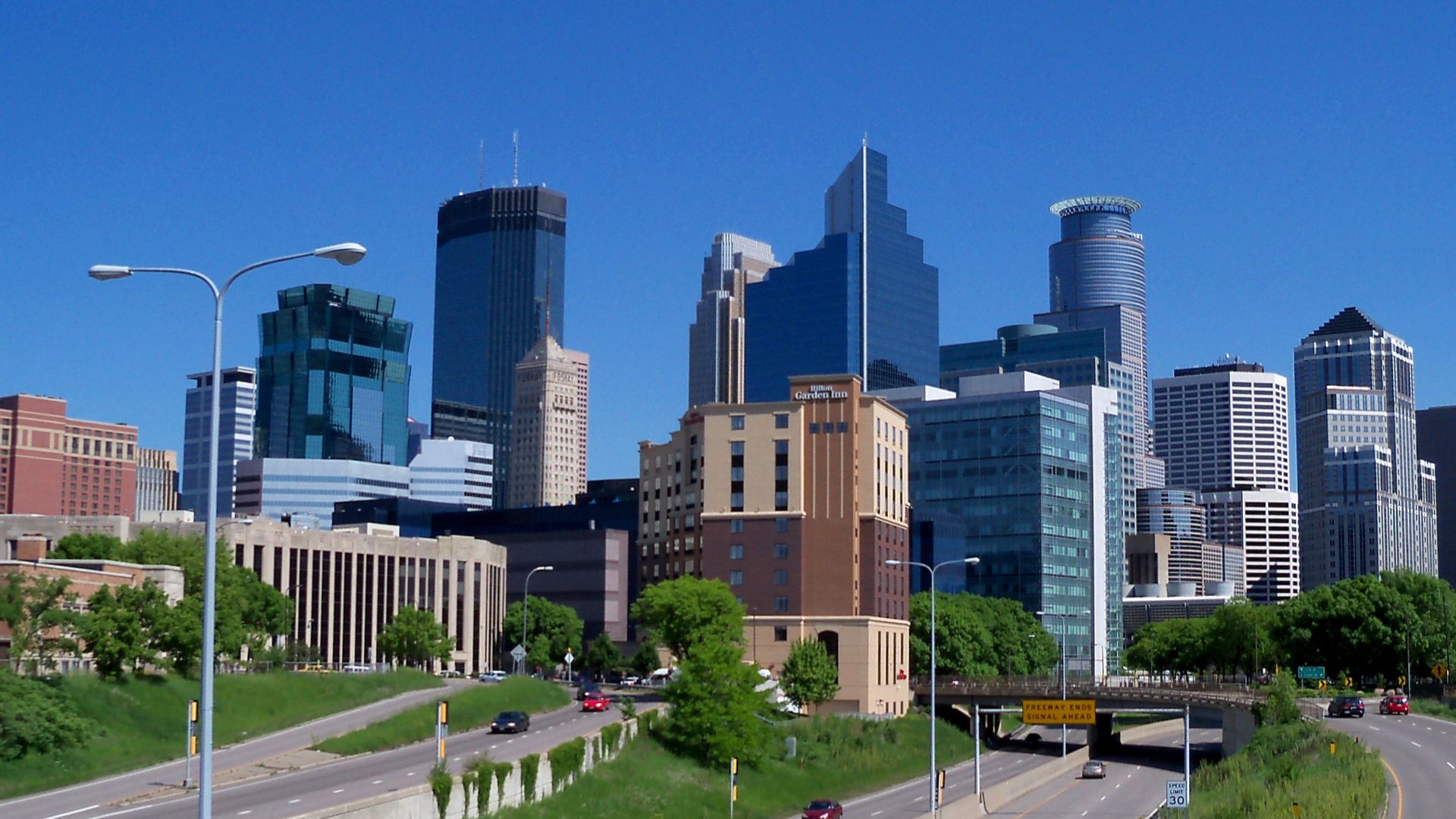 File:Minneapolis skyline 51.JPG