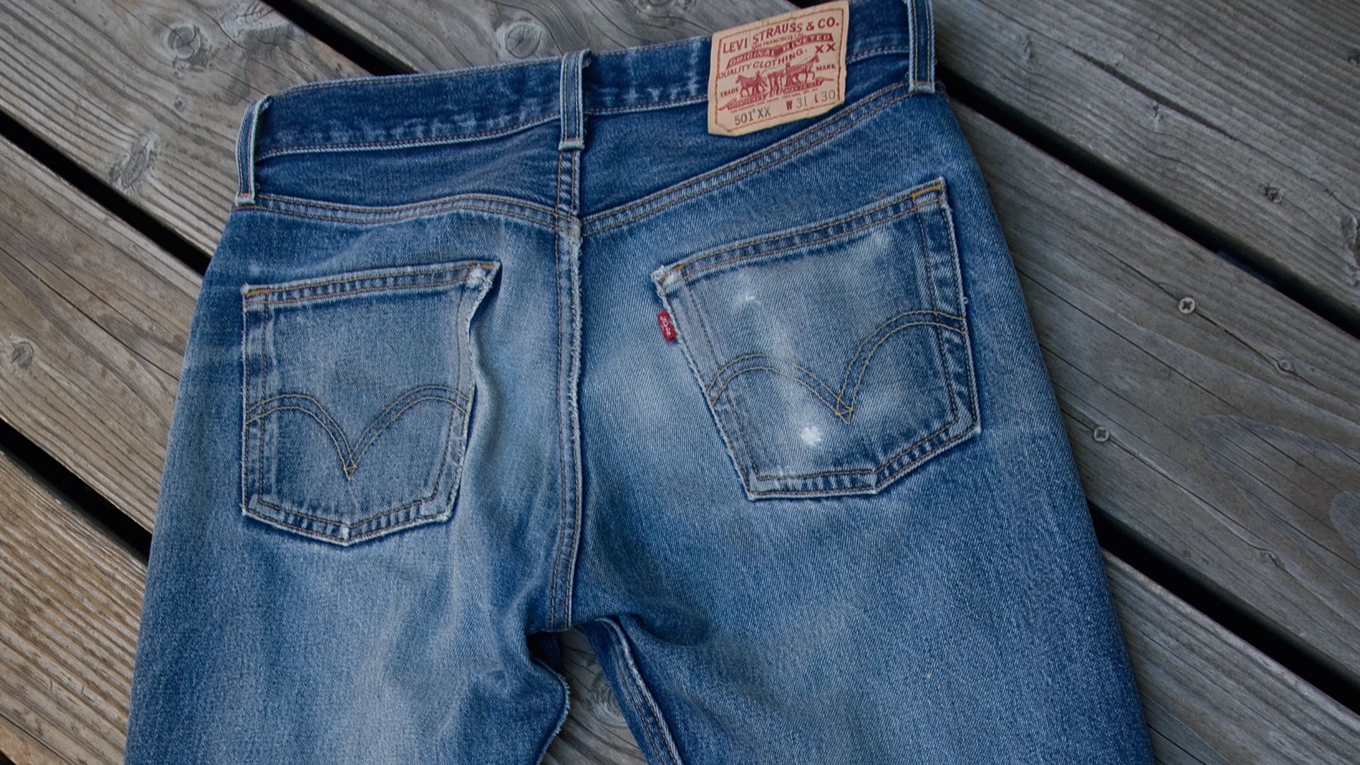 File:Levi's 501 raw jeans.jpg