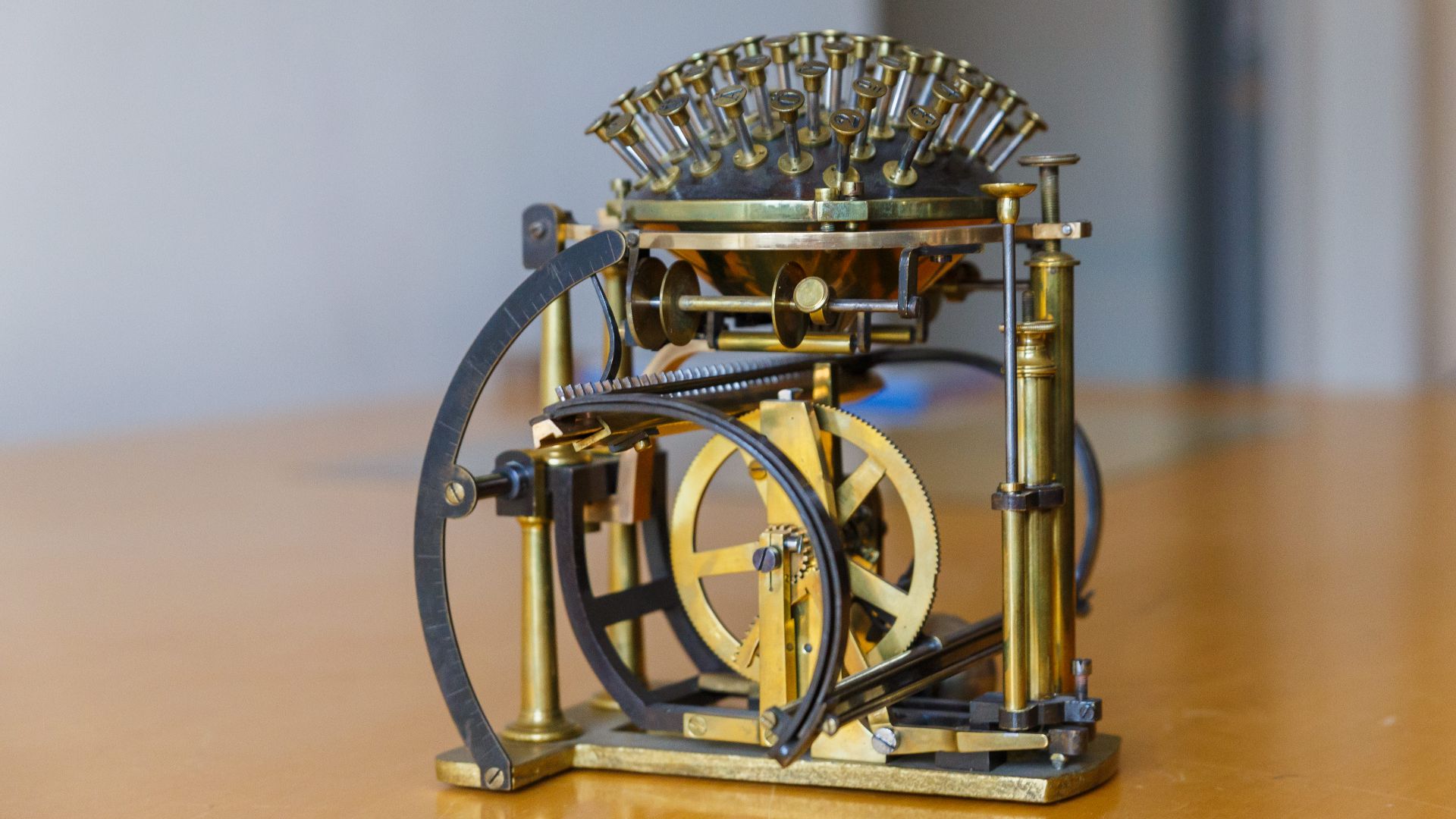 File:Schreibkugel von Hans Rasmus Johann Malling Hansen 02.jpg