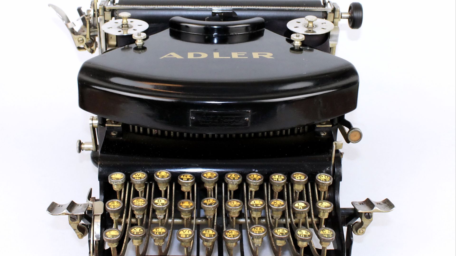 File:Adler typewriter with double, Cyrillic-Latinic keyboard 02.jpg