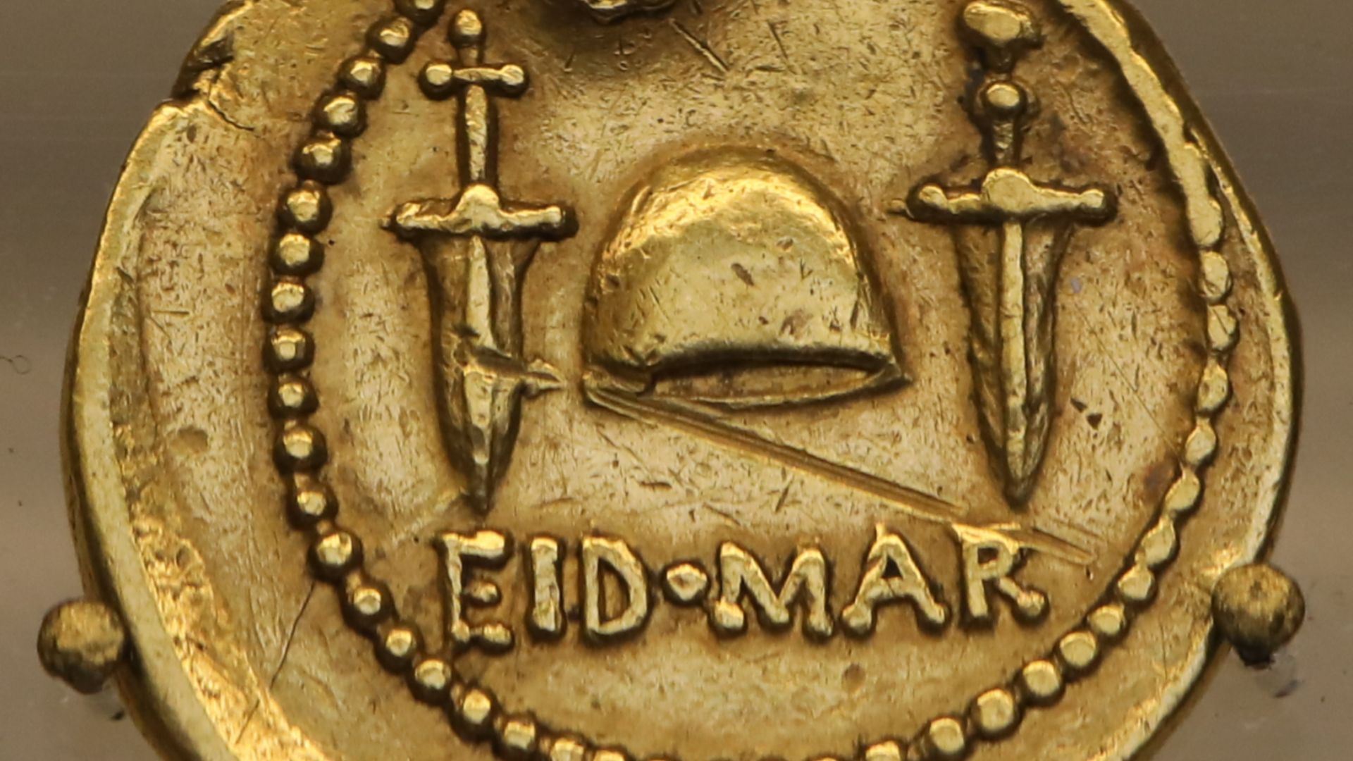 File:Eid mar aureus BM.JPG
