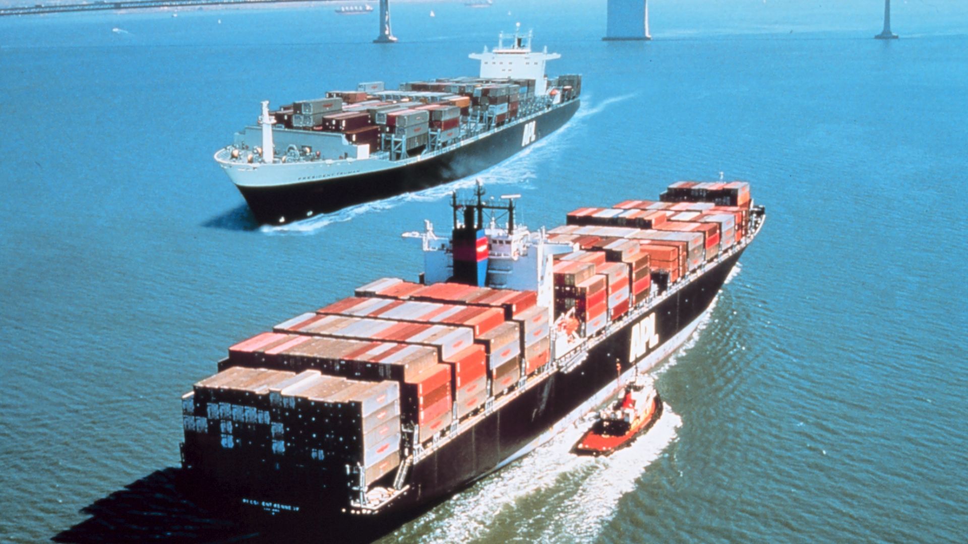 File:Container ships President Truman (IMO 8616283) and President Kennedy (IMO 8616295) at San Francisco.jpg