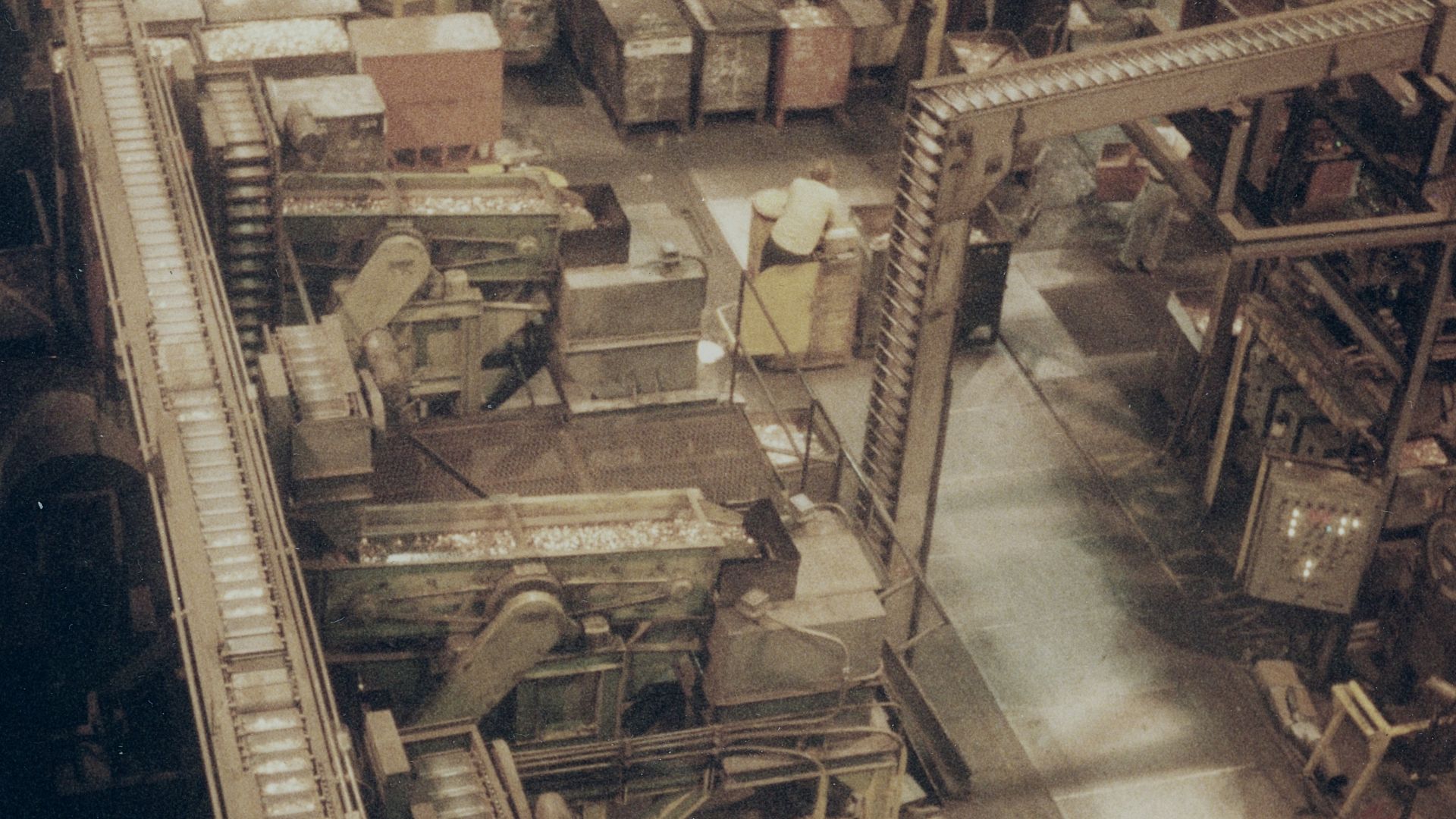 File:Philadelphia US Mint Interior (1984).jpg