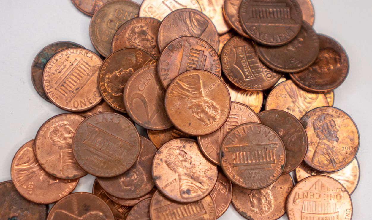 2244013587 U.S. one-cent coins