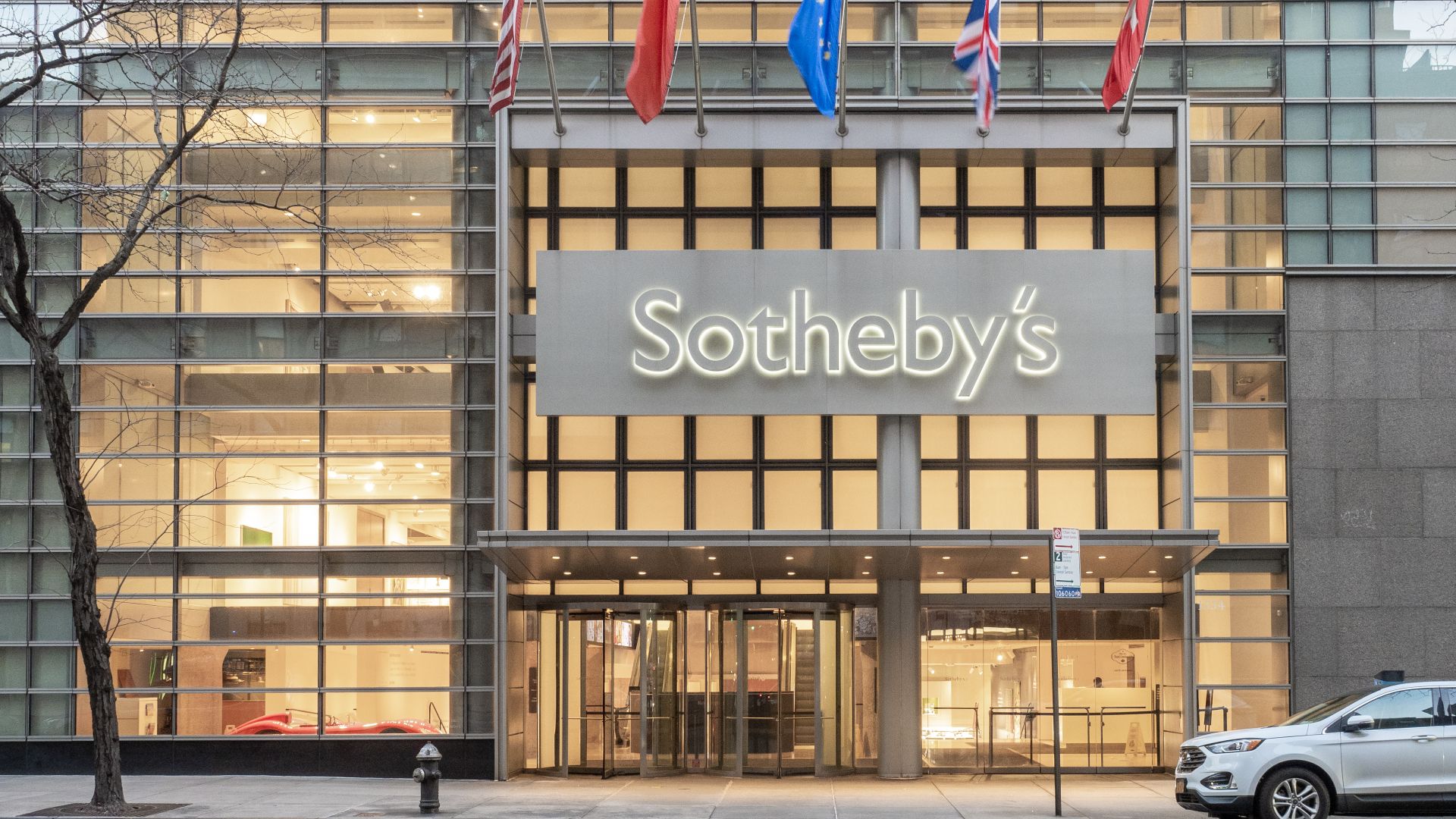 File:Sotheby's (51921999492).jpg