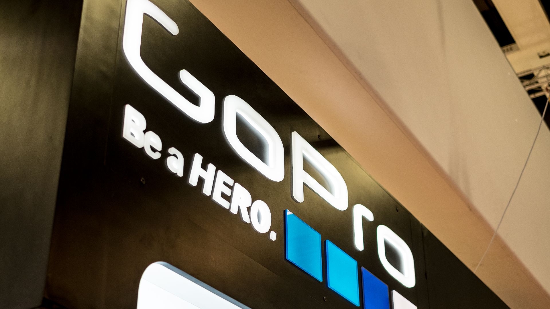 File:GoPro, IFA 2015.jpg