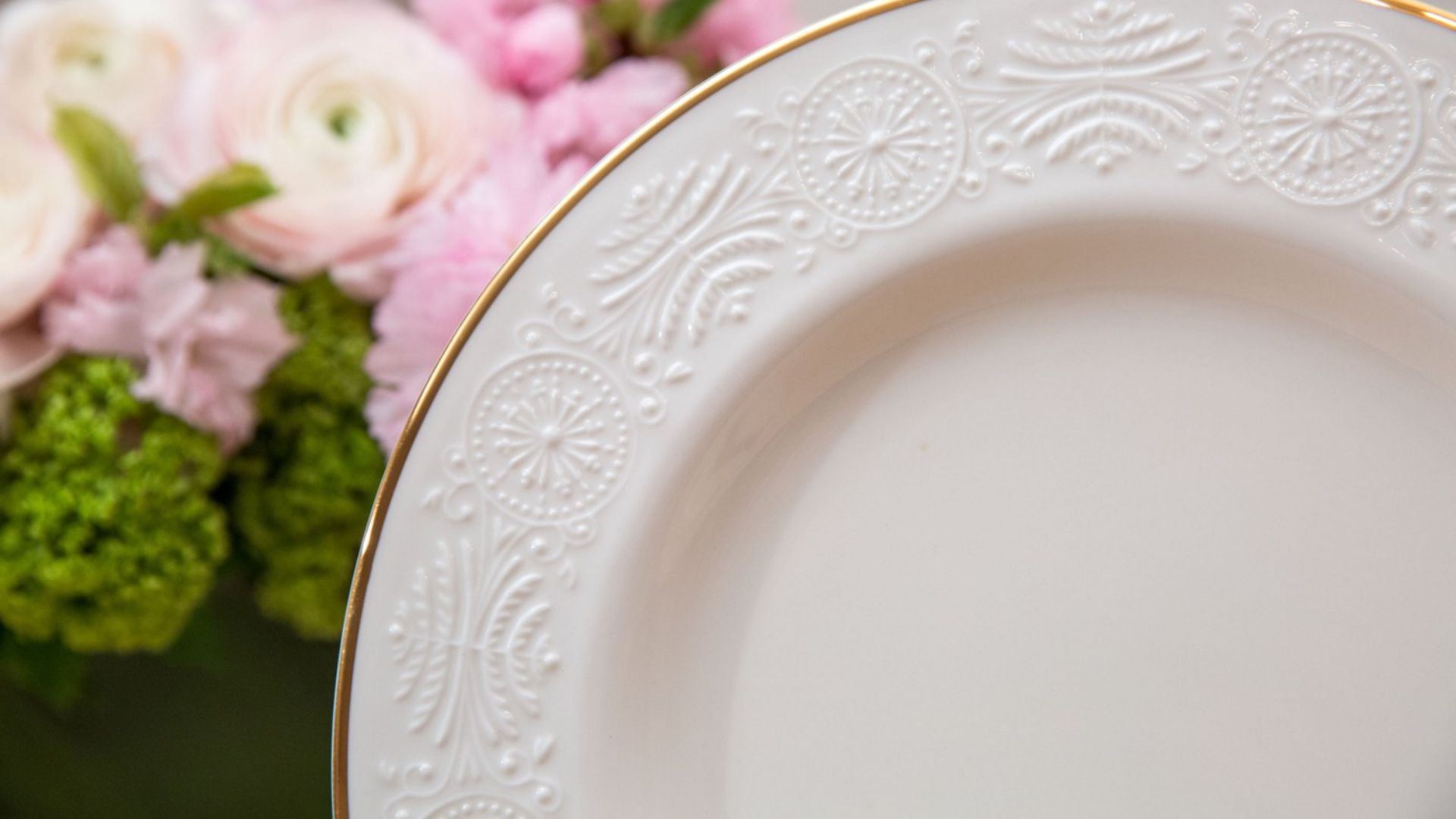 File:Obama china service dinner plate 2015.jpeg