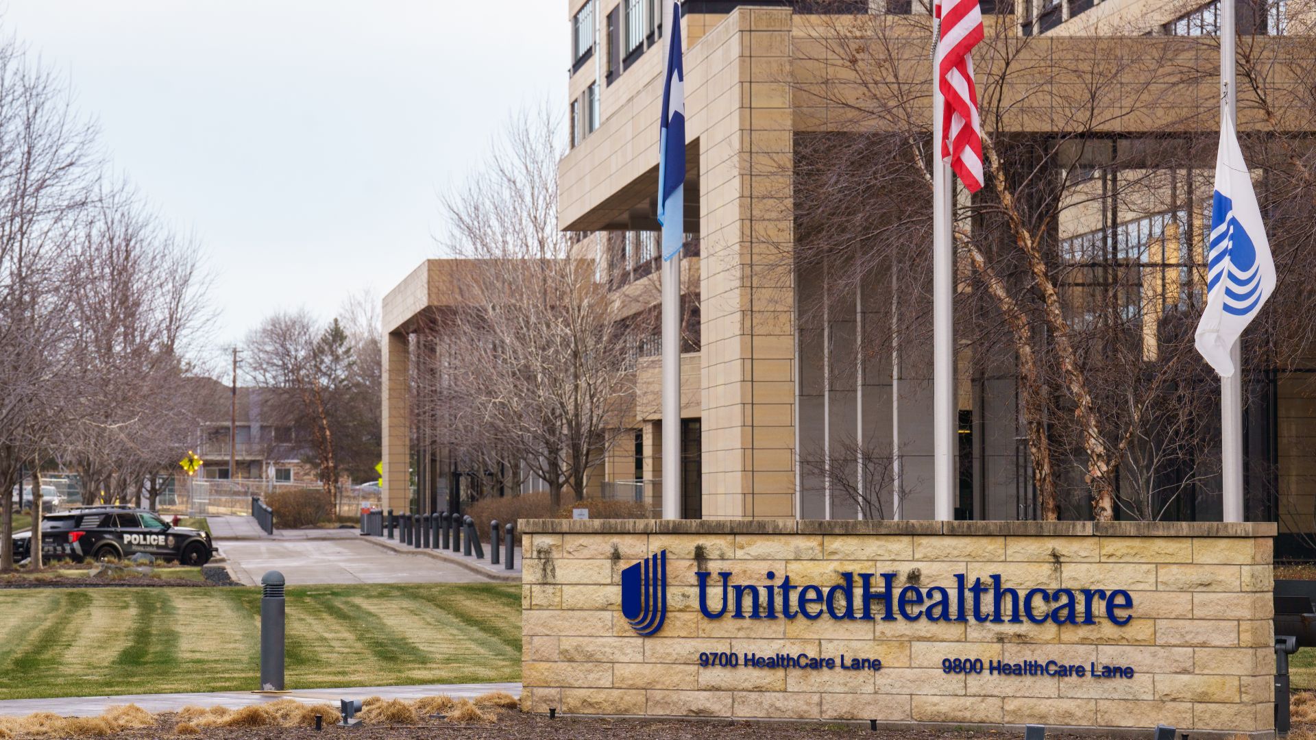 Police outside the corporate headquarters of UnitedHealthcare in Minnetonka, Minnesota on December 8, 2024. The insurance company’s CEO Brian Thompson was killed on December 4th, 2024 in New York City. The man who was shown on a security camera shooting T
