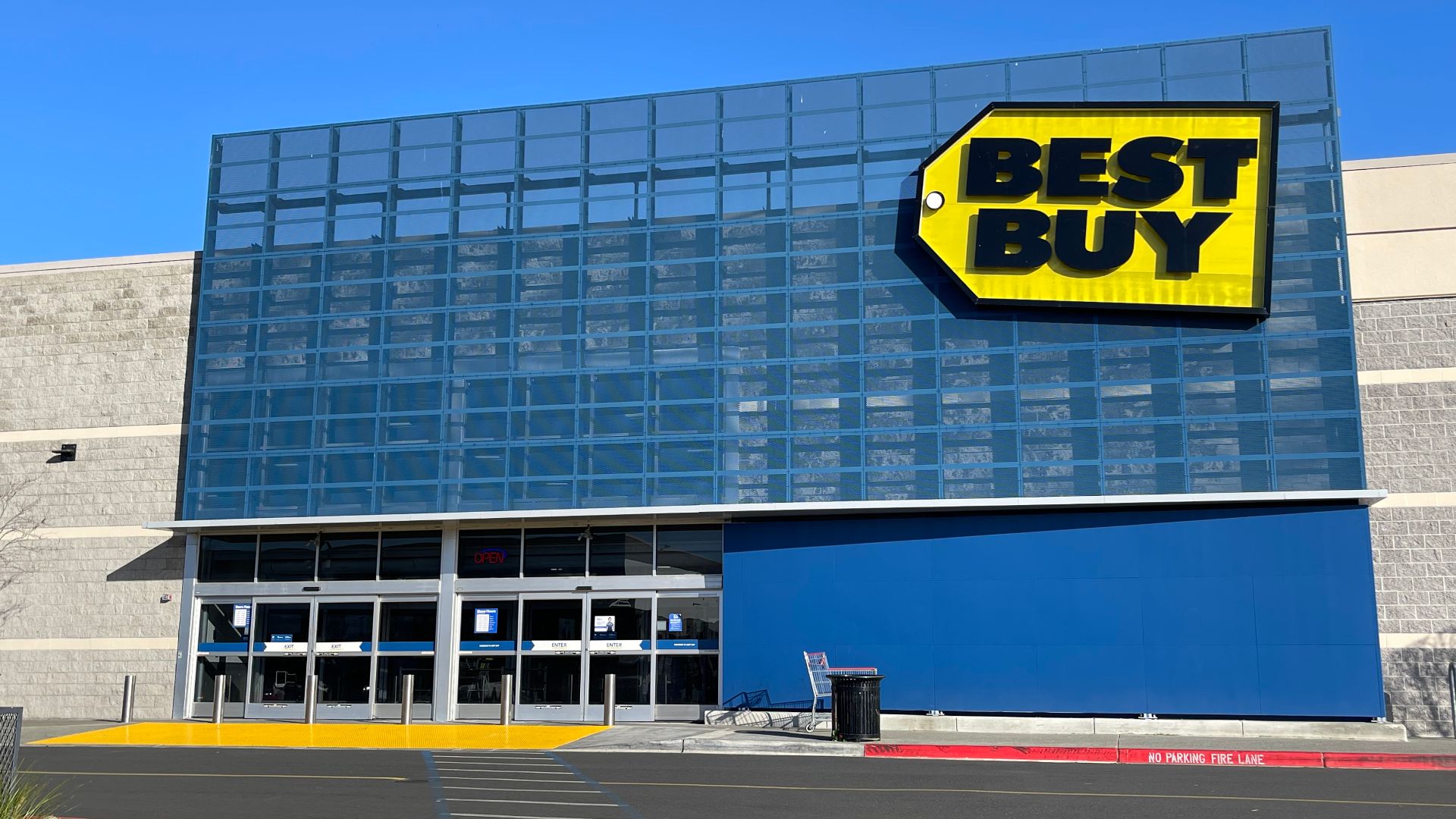 Best Buy in Santa Rosa, California