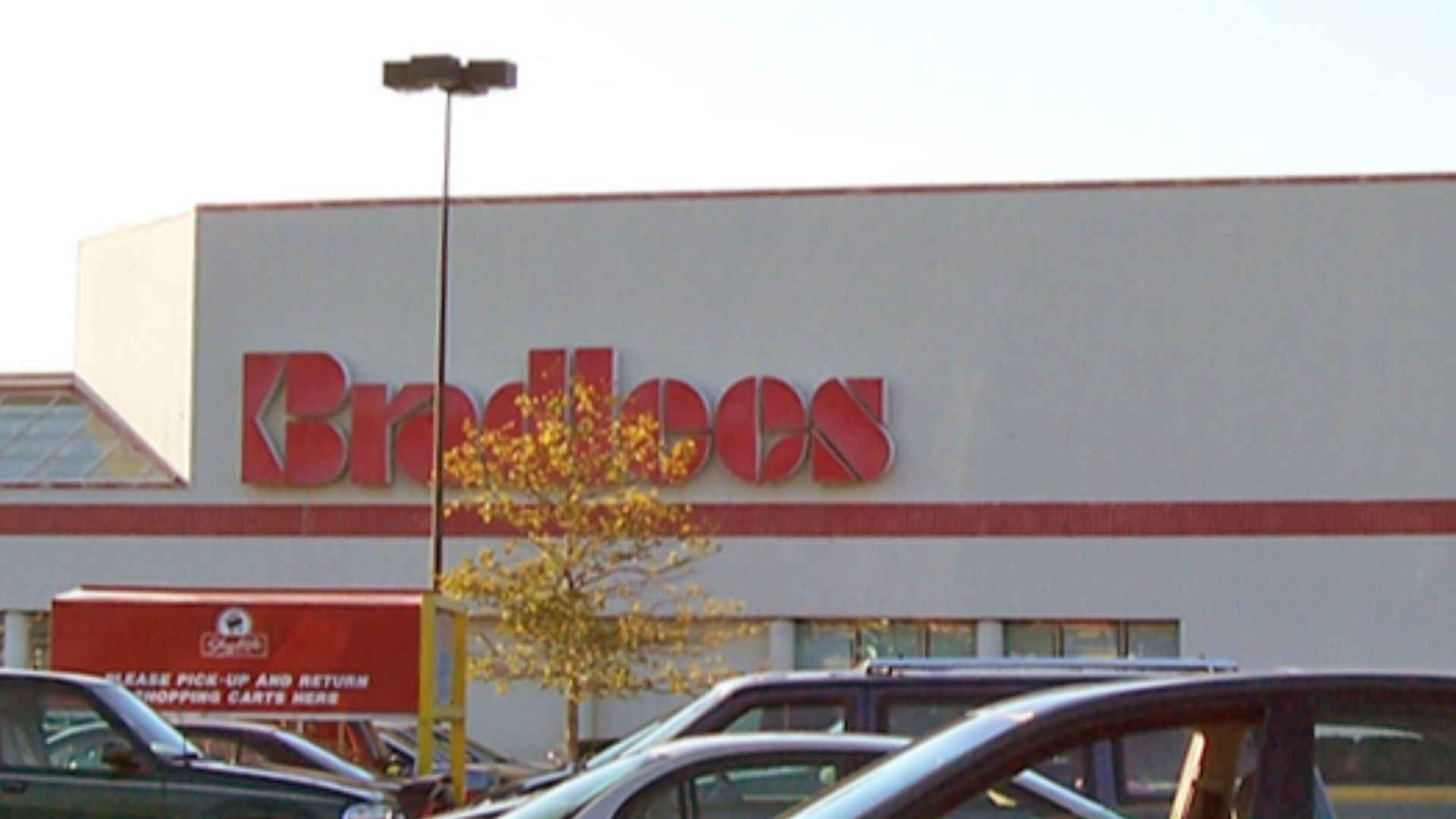 This is a vacant Bradlees in West Deptford, NJ.