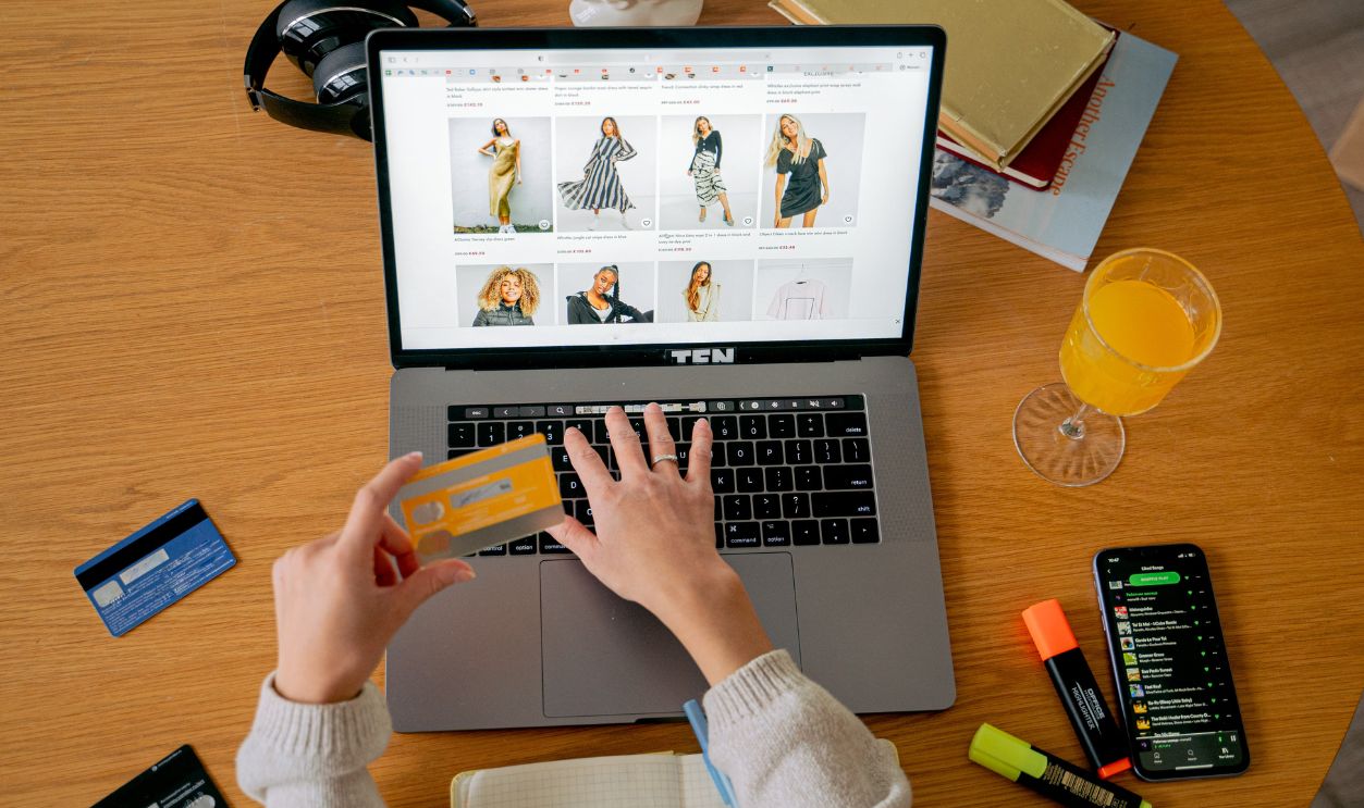 Some Online Stores Are Designed To Pressure You