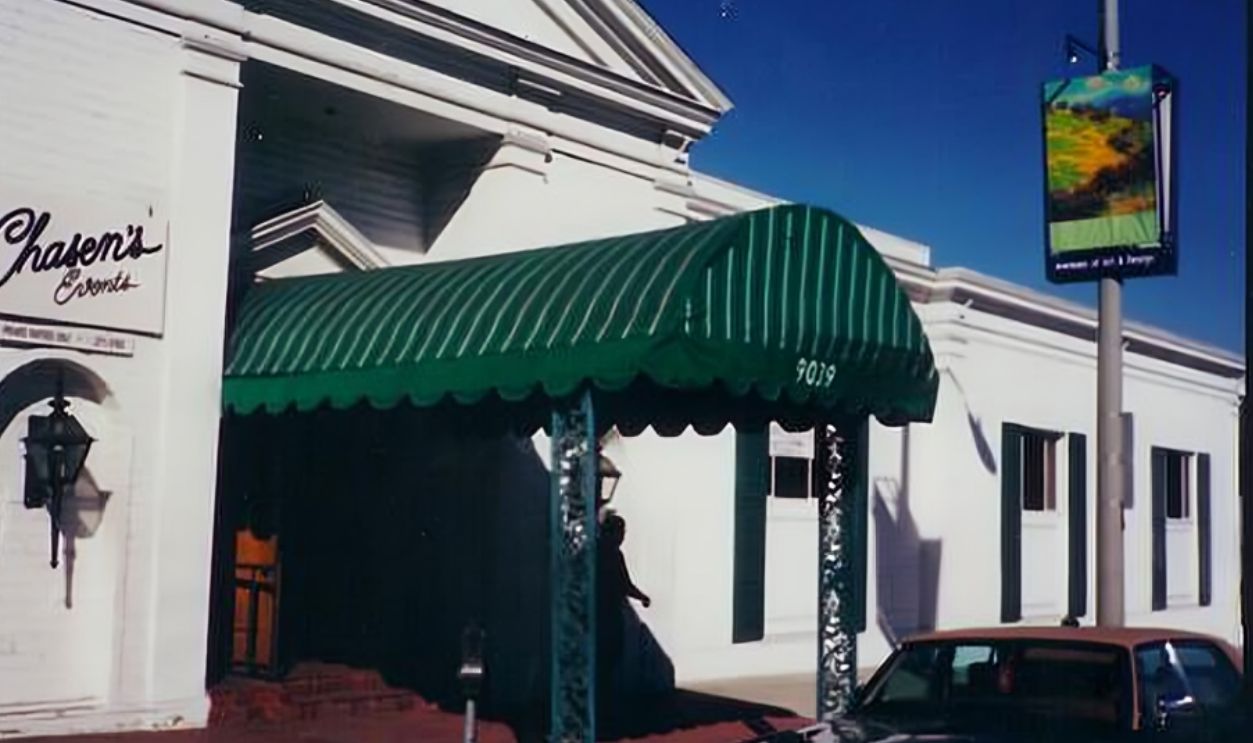 This is my picture. I took it in 1997. 